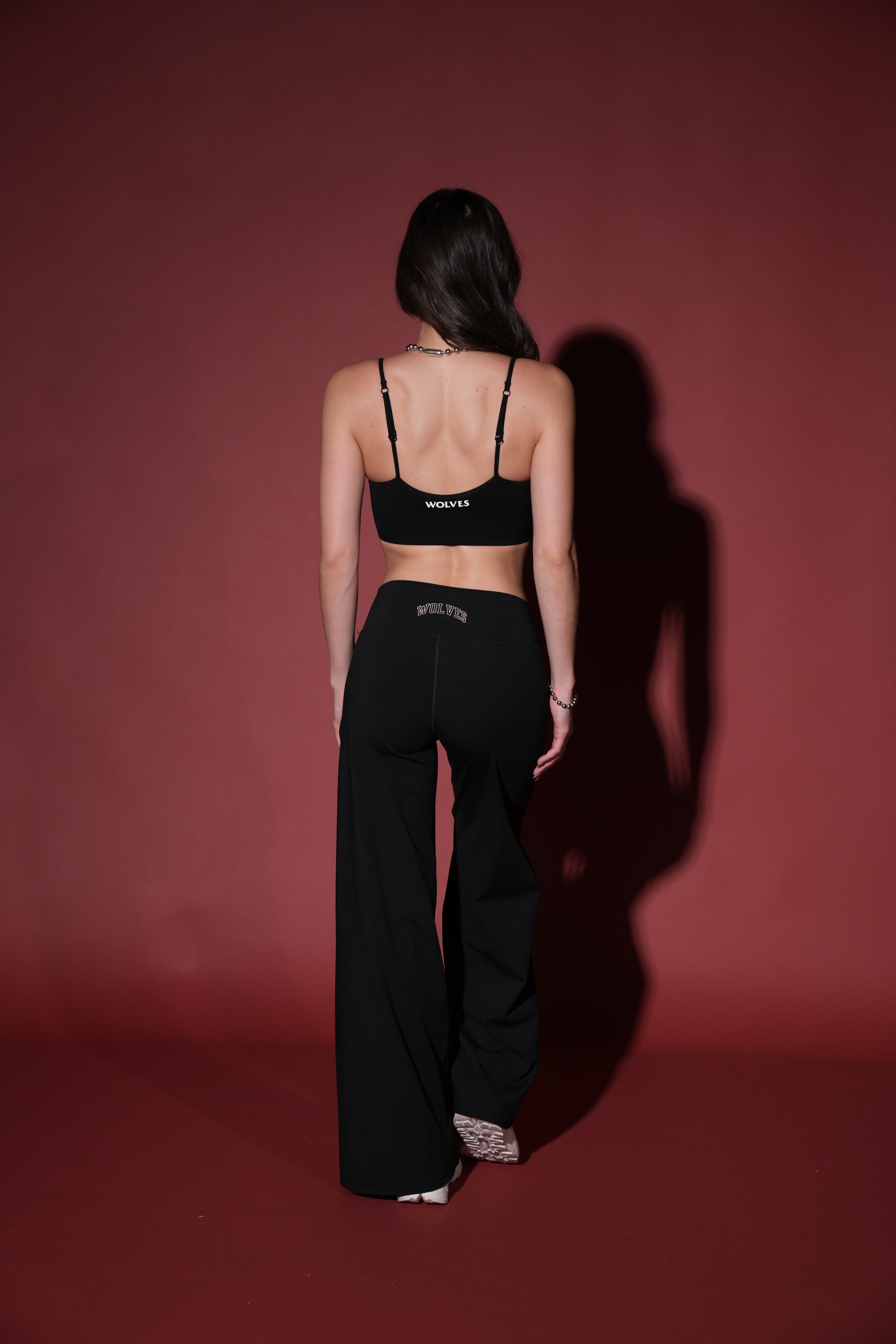 Victory "Everson Seamless" Sports Bra in Black — imagem 6
