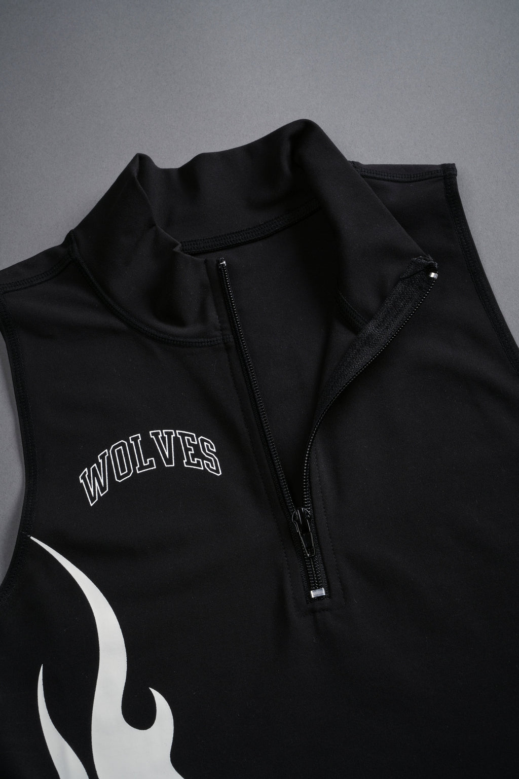 Through The Fire "Tana" Energy Vest in Black — imagem 10