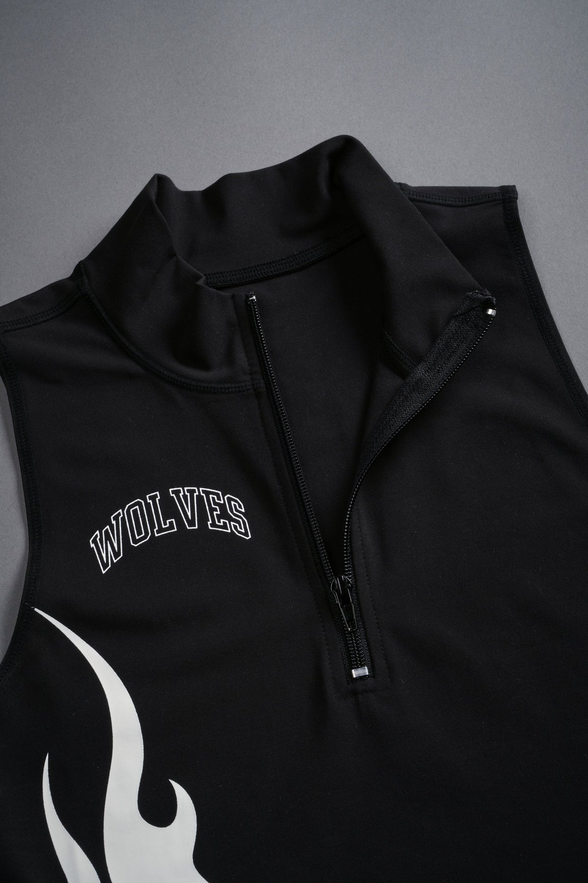 Through The Fire "Tana" Energy Vest in Black - imagem 10