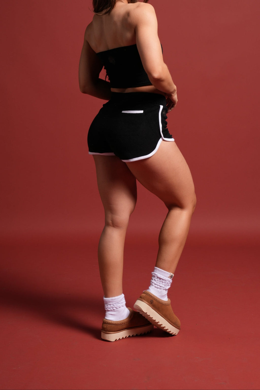 Dual Wolf Tia Track Shorts in Black - imagem 7