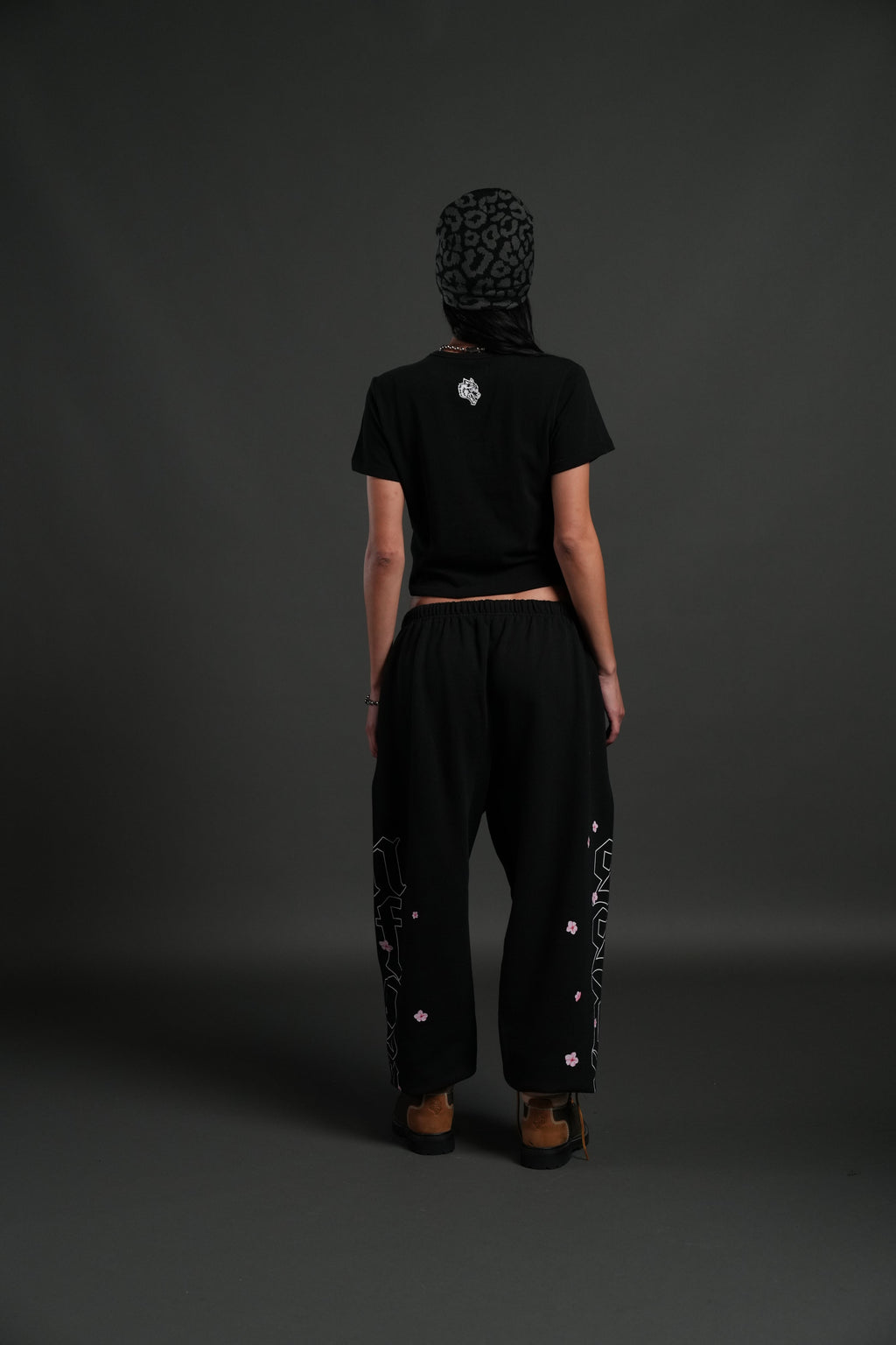 SSDDNFGU Metal "Timeless" Tee in Black — imagem 4