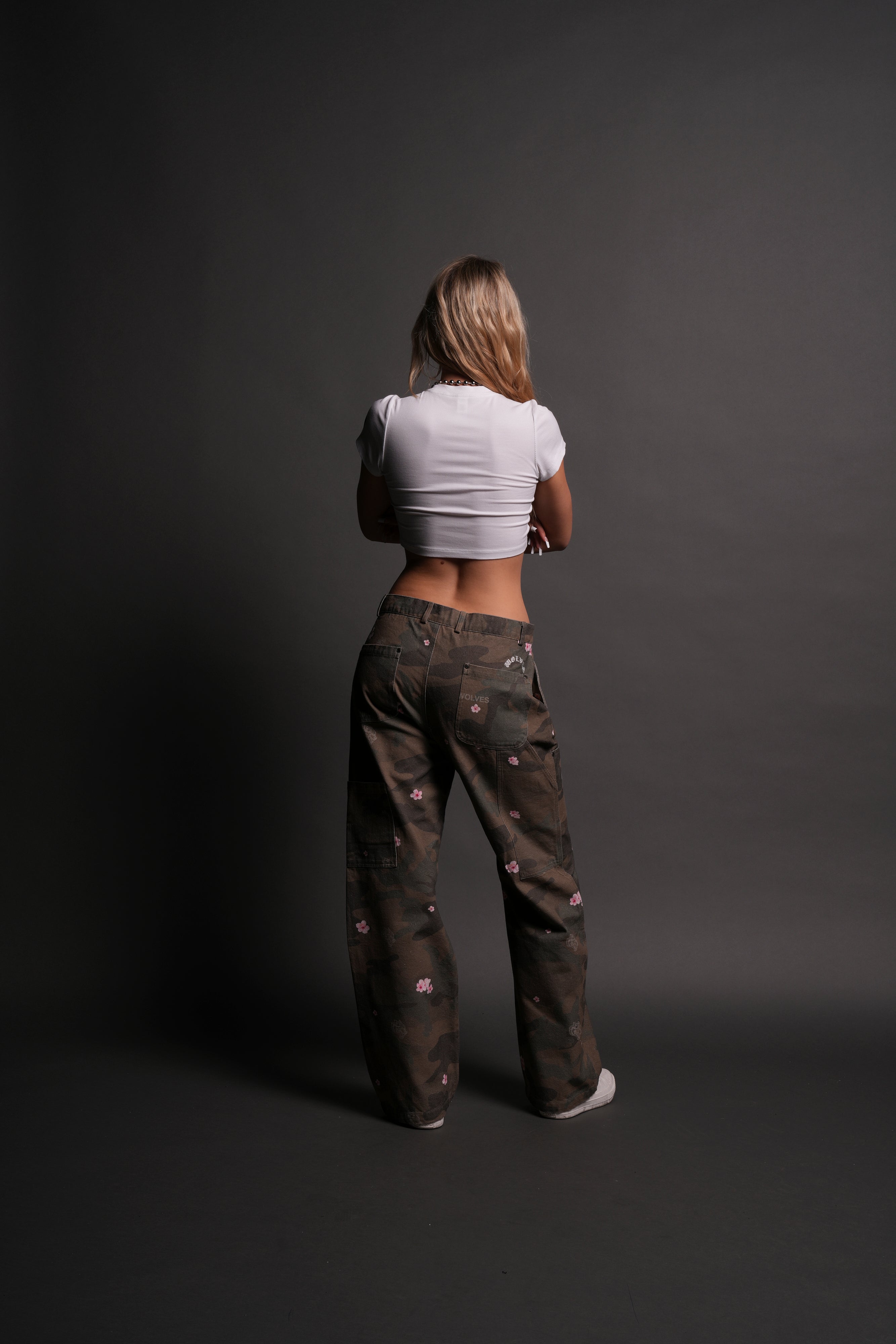 Darc Letter "Kara" Tee in White — imagem 6