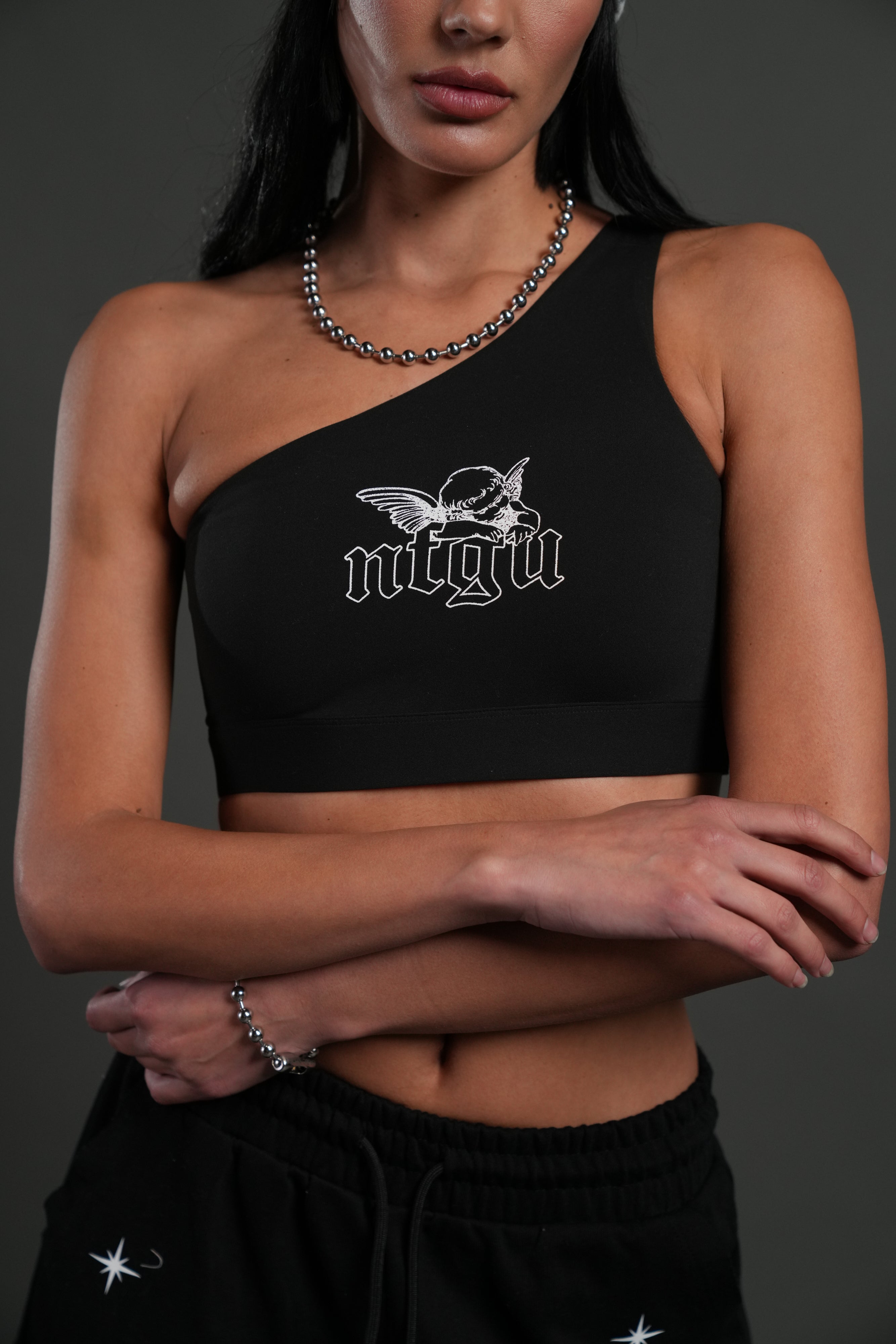 Cherub NFGU One Shoulder Sports Bra in Black — imagem 5
