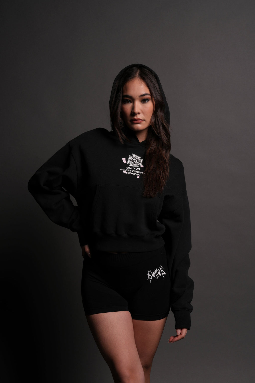 Our Fire V2 "Owen" (Cropped) Hoodie in Black — imagem 1