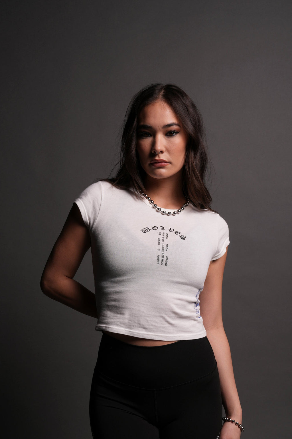 Wolves Club Forever "Baby" Tee in Cream — imagem 1