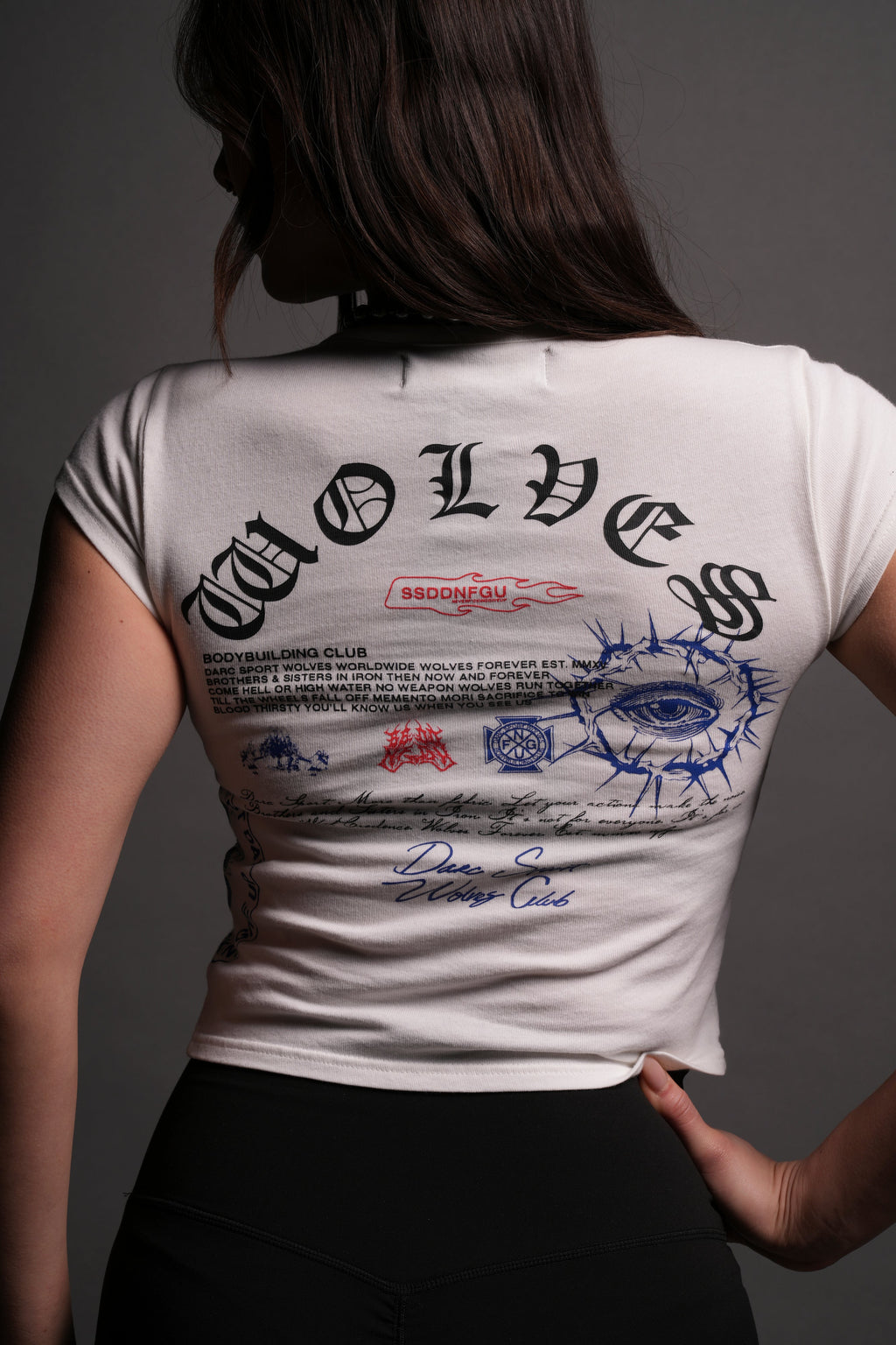Wolves Club Forever "Baby" Tee in Cream — imagem 9