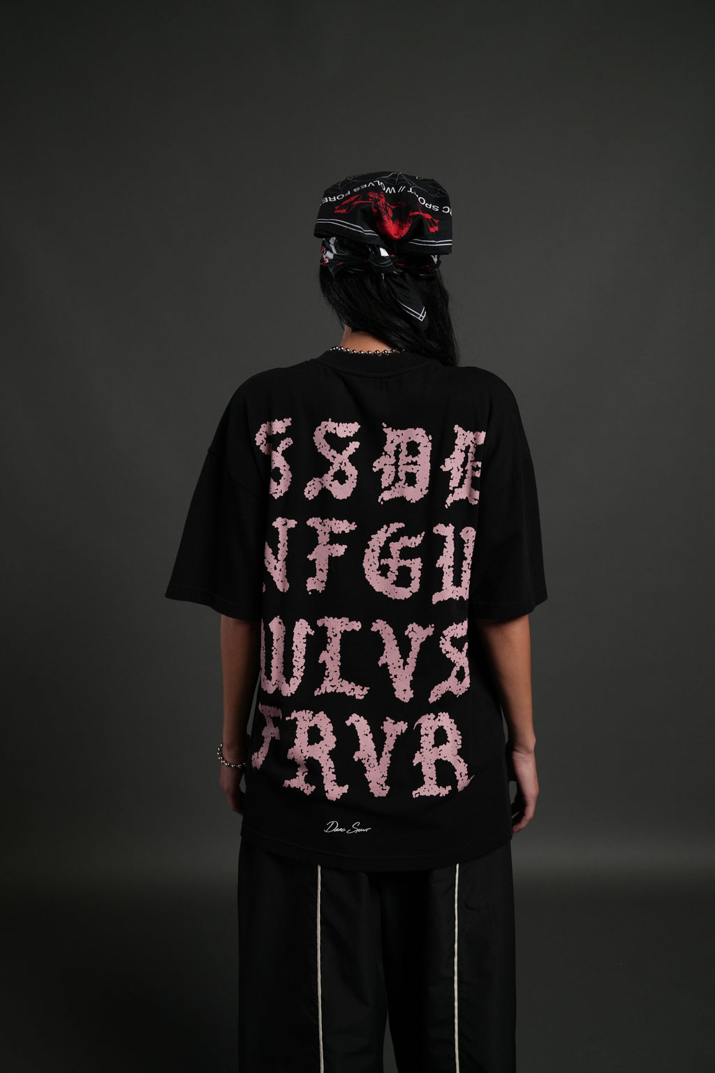 Stone Code "Pump Cover" Tee in Black — imagem 2