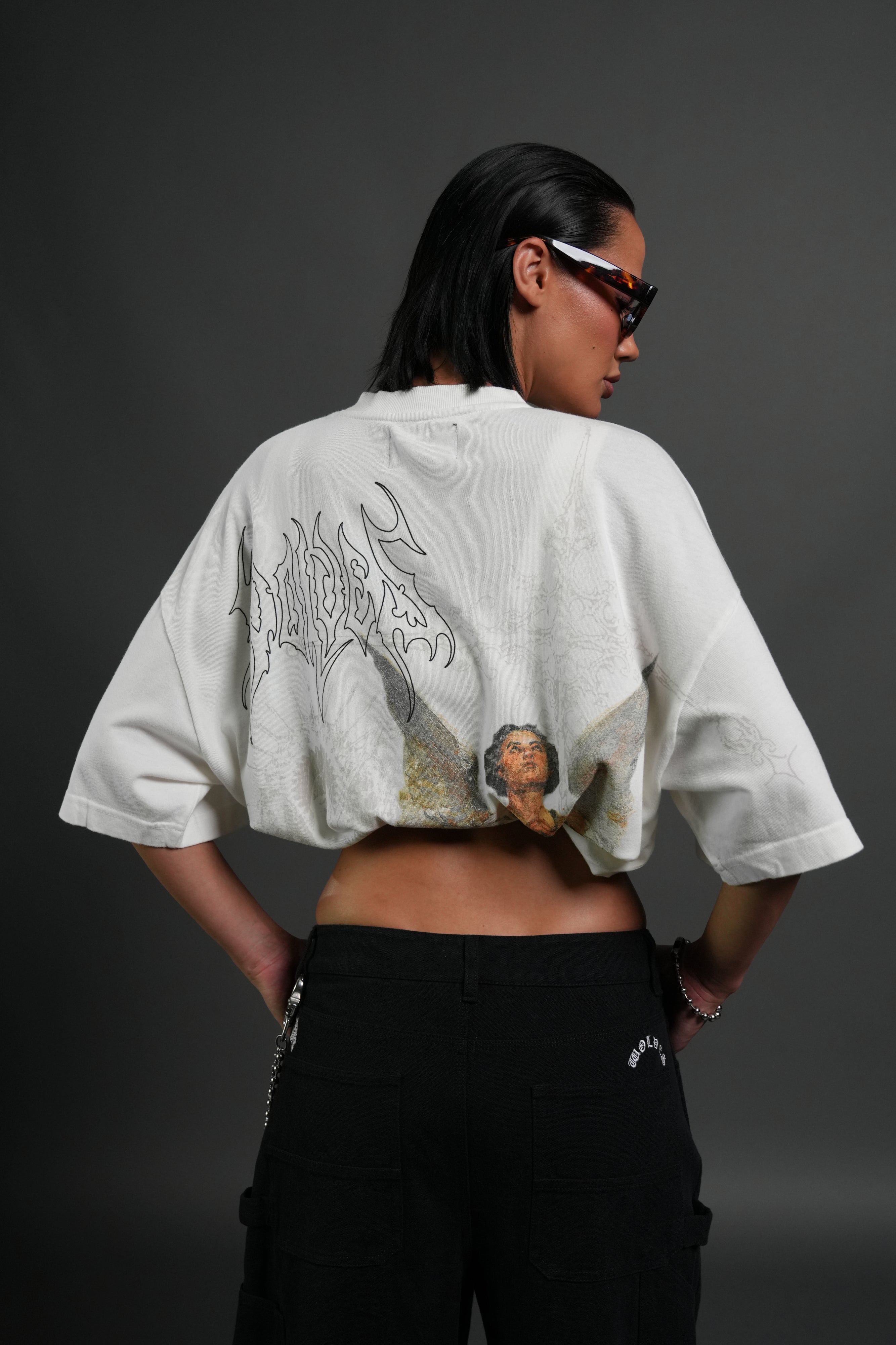 Consecration "Pump Cover" Tee in Cream — imagem 2