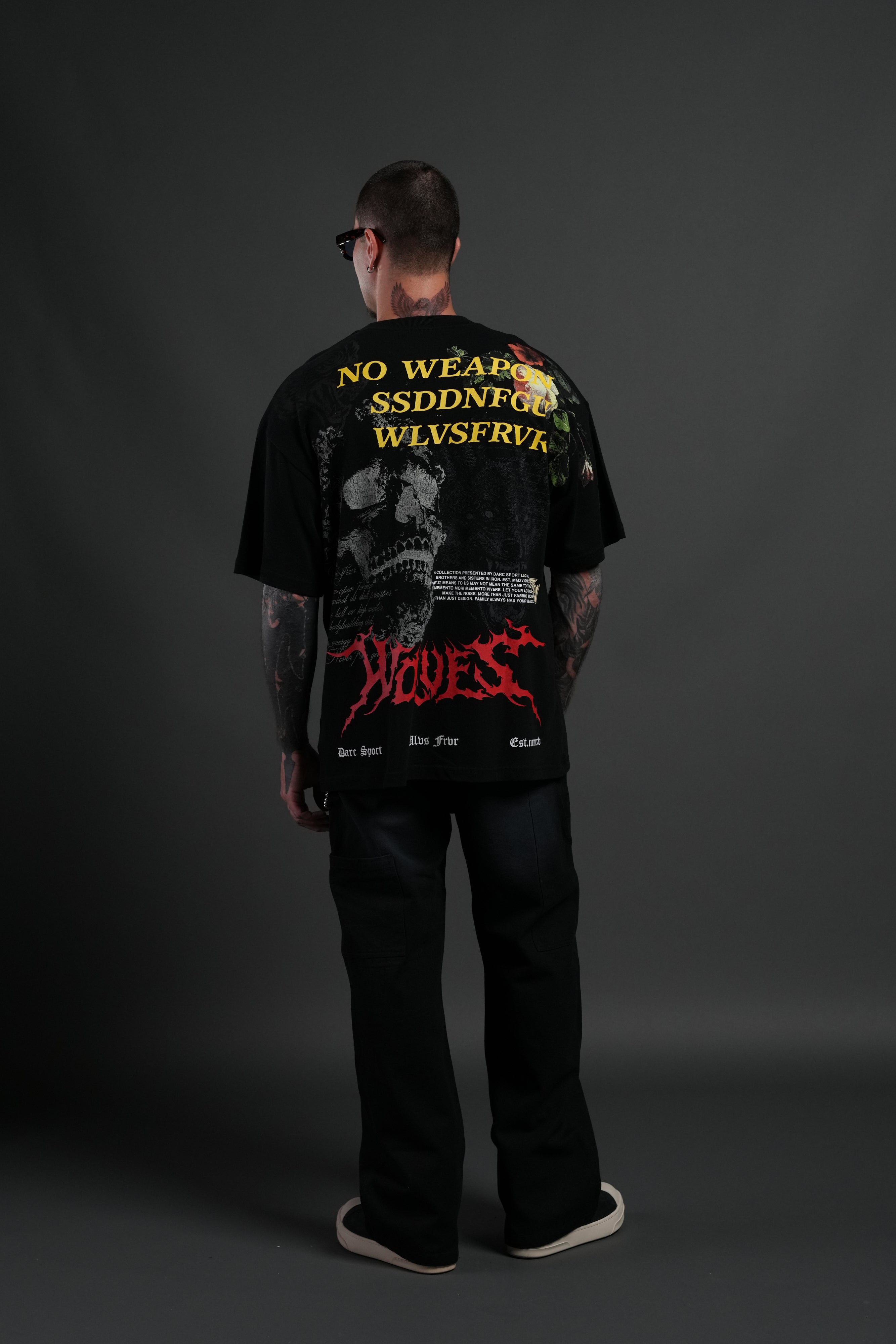 From Dust Premium Oversized Tee in Black — imagem 6