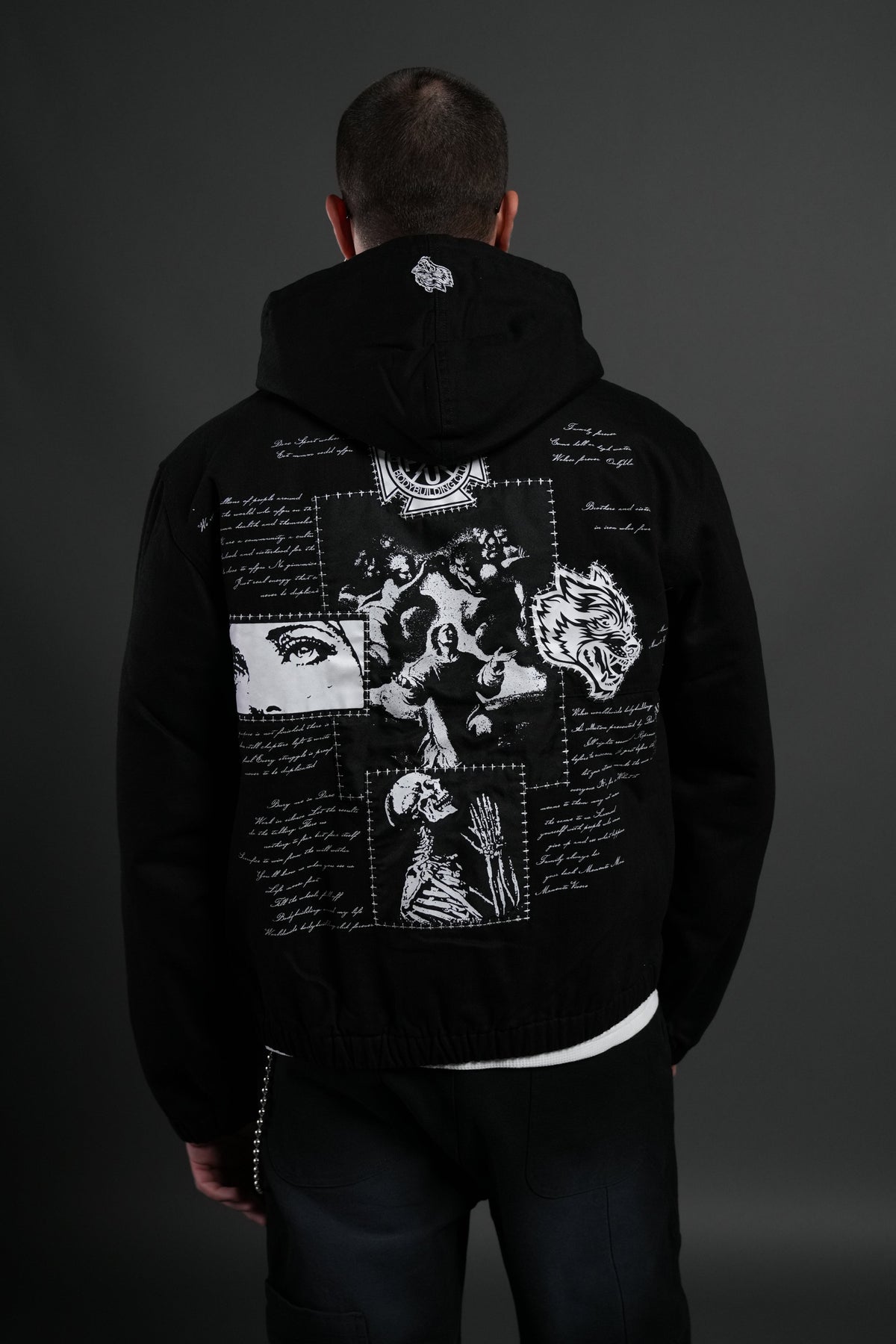 Wolves Pray Calaway Jacket in Distressed Black - imagem 4