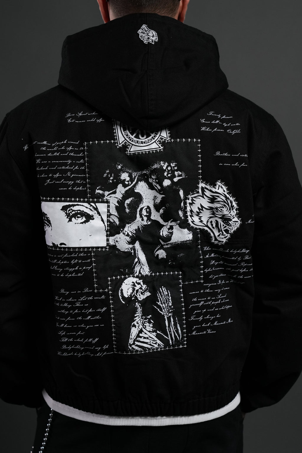 Wolves Pray Calaway Jacket in Distressed Black - imagem 12