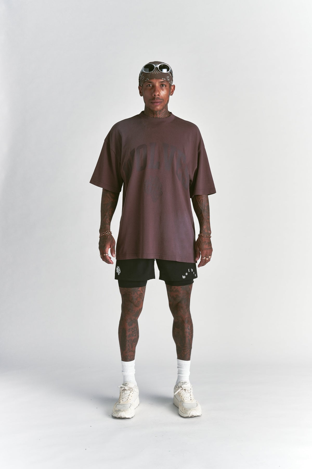 Loyalty "Premium" Oversized Tee in Ironwood Sun Fade — imagem 3
