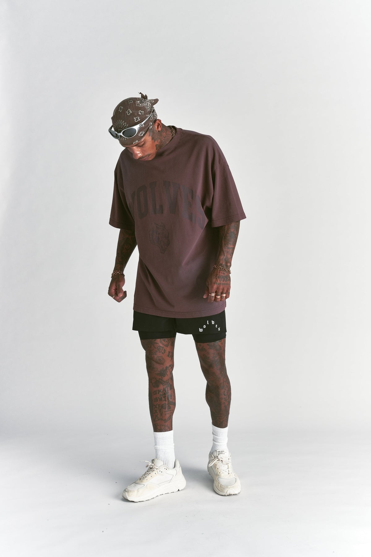 Loyalty "Premium" Oversized Tee in Ironwood Sun Fade — imagem 2