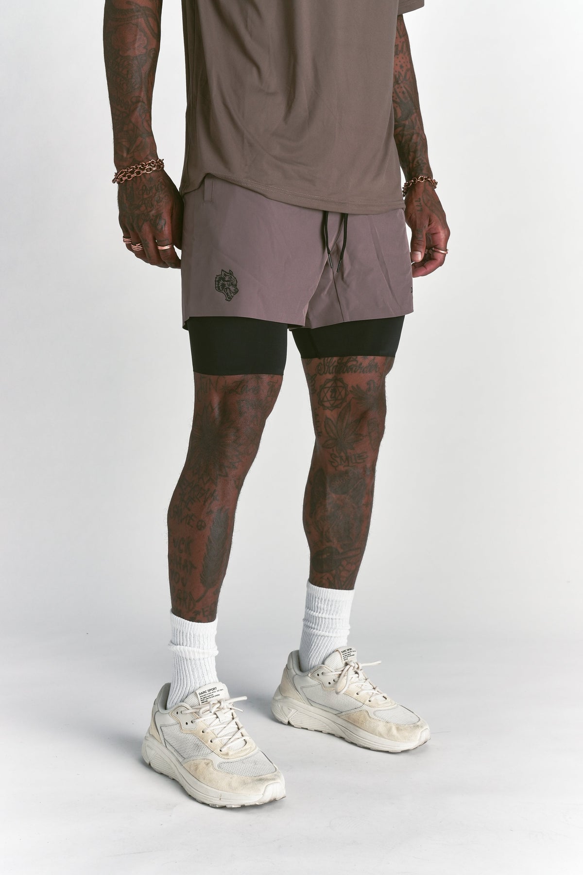 Darc Sport Athletics Compression Shorts in Mojave Brown — imagem 4