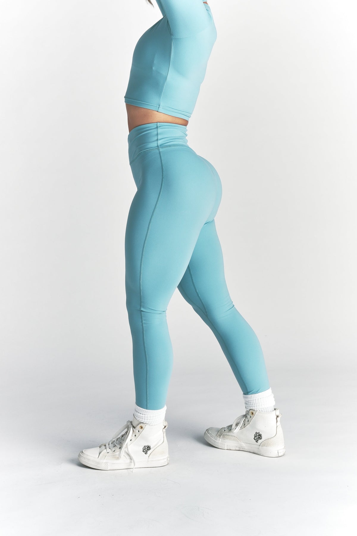 Wolf "Pearl" Energy Leggings in Dusty Turquoise — imagem 10