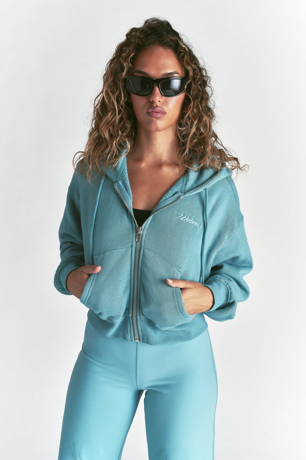 Cursive Wolves "Sage" Cropped Zip Hoodie in Dusty Turquoise — imagem principal