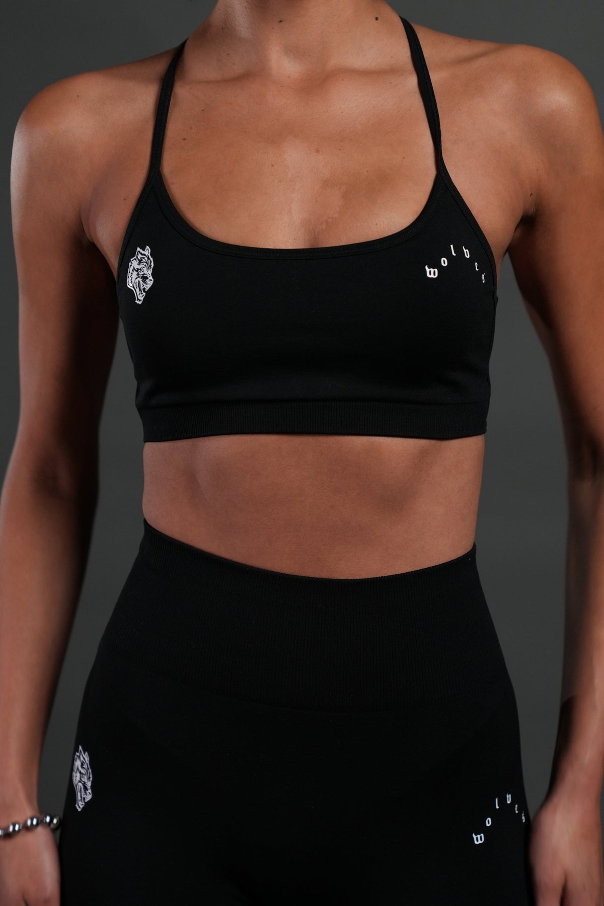 Wolves Pyramid "Layla" Soft Seamless Bra in Black - imagem 6