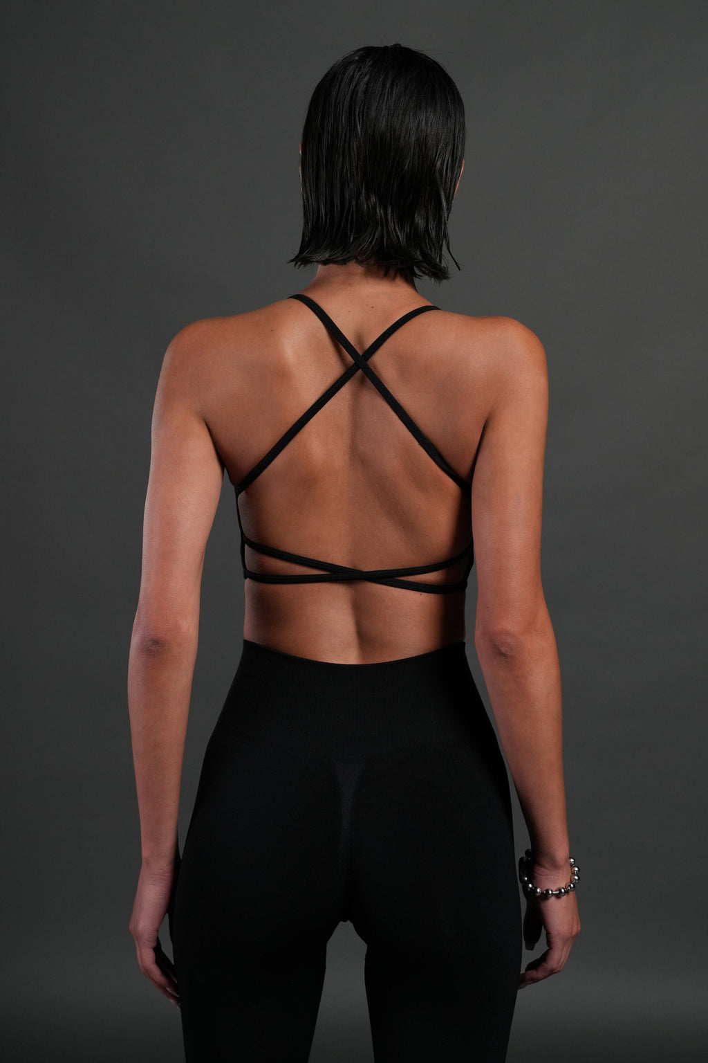 Wolves Pyramid "Layla" Soft Seamless Bra in Black — imagem 2