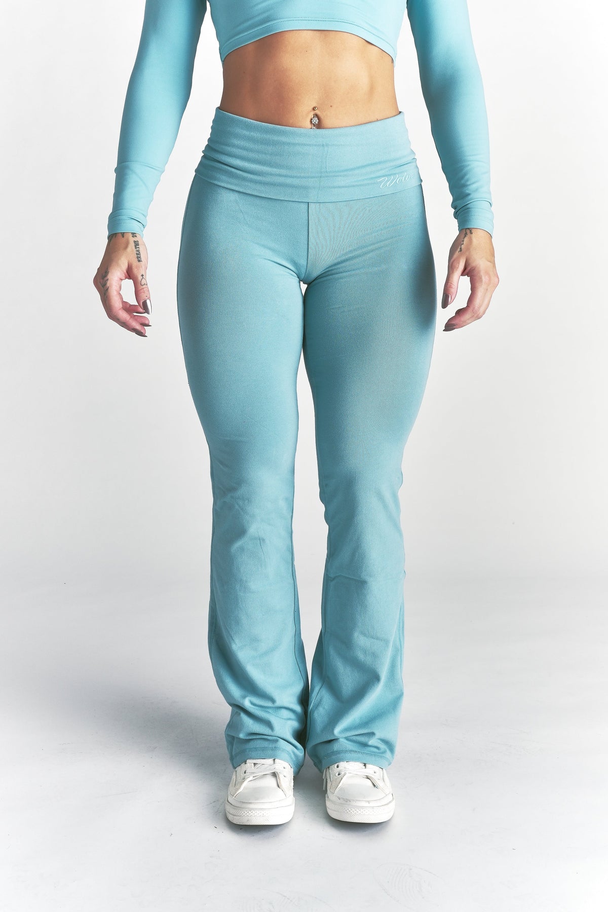 Cursive Wolves "Romy" Foldover Pants in Dusty Turquoise — imagem principal
