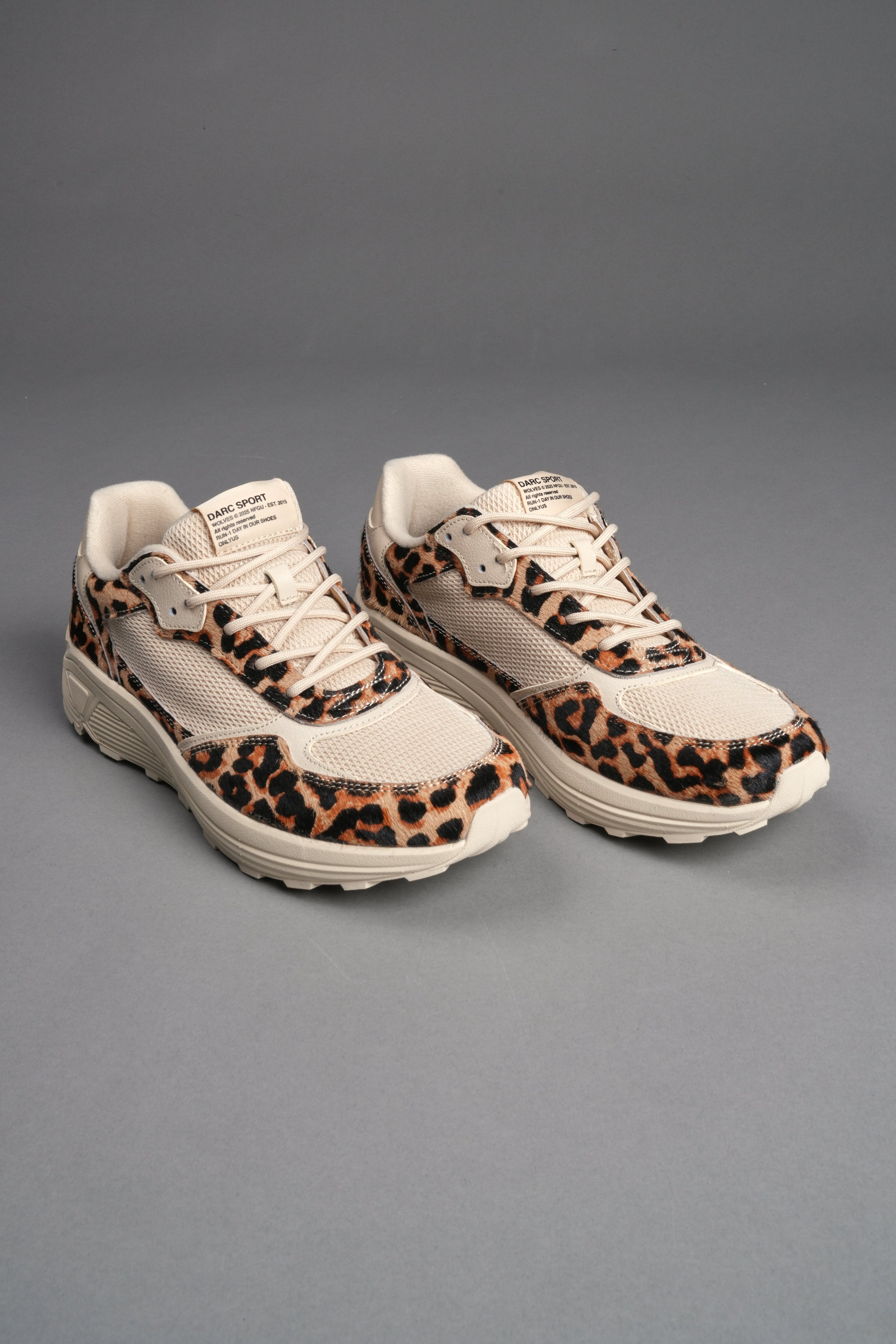 Run-1 Shoes in Clay Leopard/Cream — imagem 5