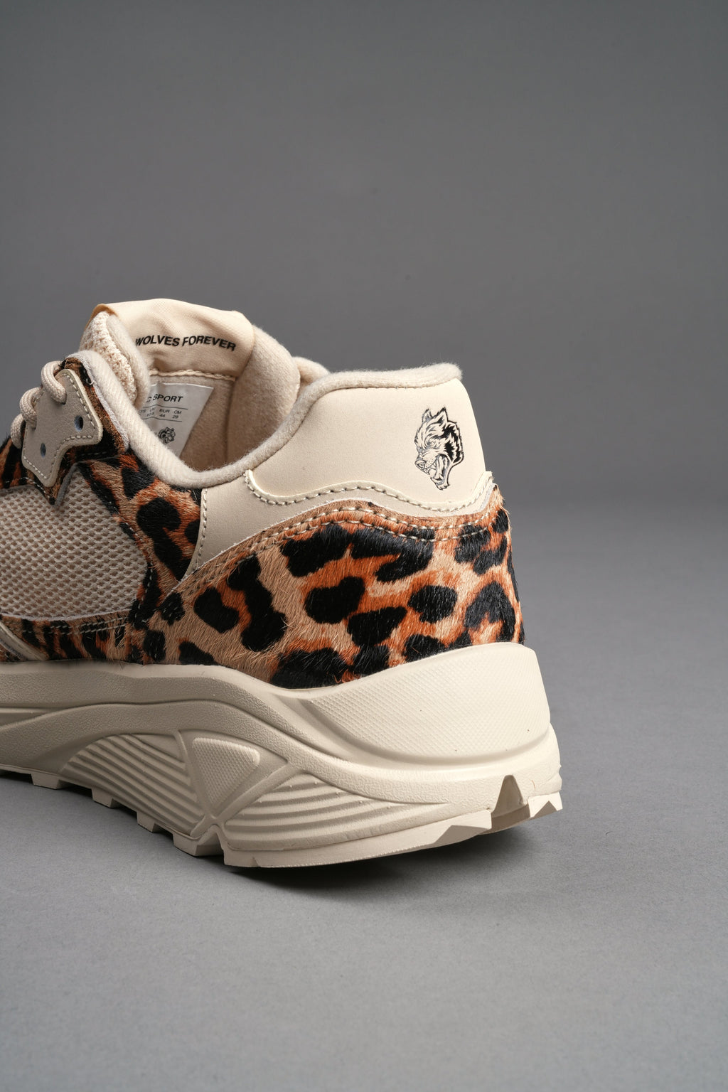 Run-1 Shoes in Clay Leopard/Cream — imagem 6