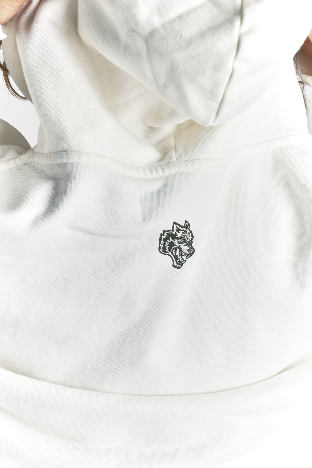 Only Loyalty Grunge "Gage" Box Cut Hoodie in Cream — imagem 14
