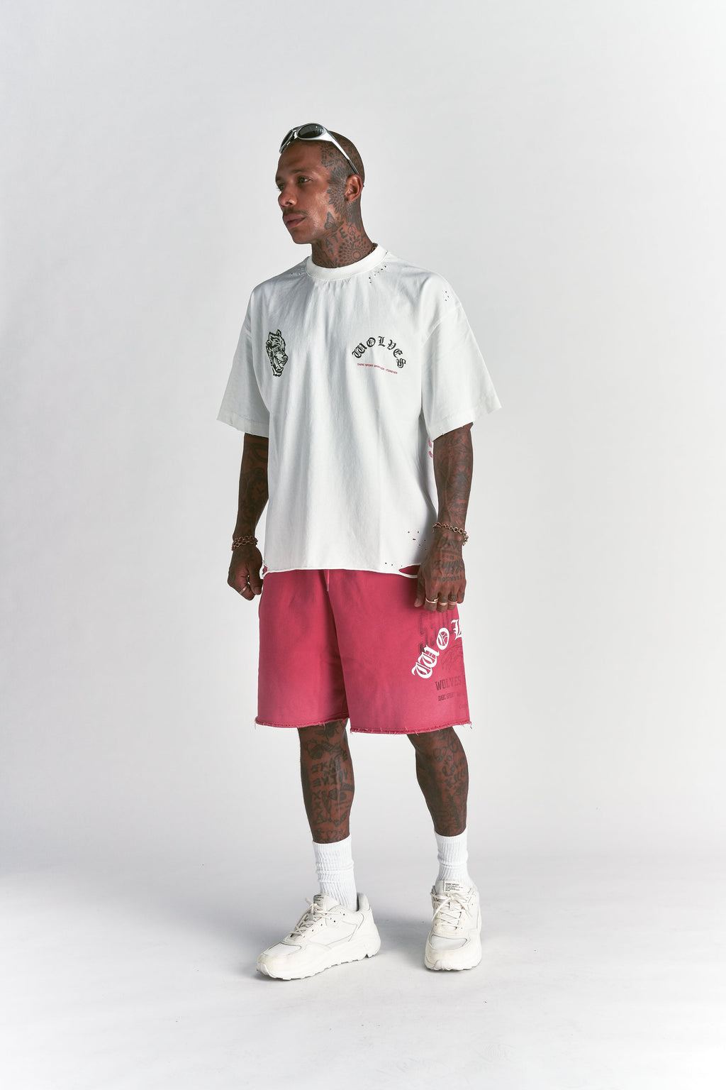 Ohana League Grunge Brock Sweat Short in Roman Red Drift Wash — imagem 9