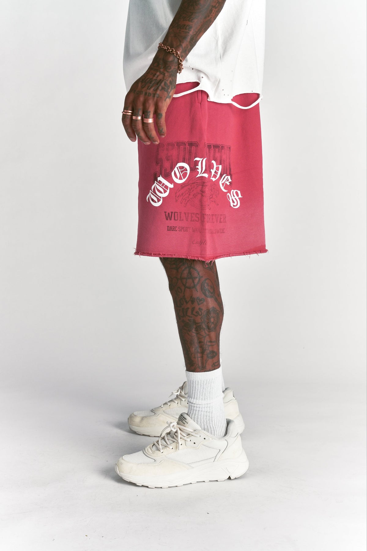 Ohana League Grunge Brock Sweat Short in Roman Red Drift Wash — imagem 3