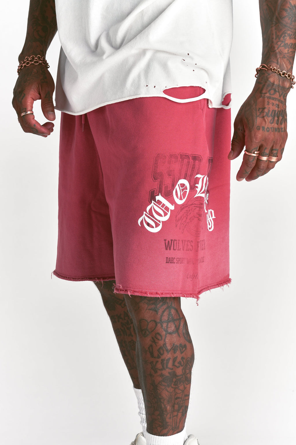 Ohana League Grunge Brock Sweat Short in Roman Red Drift Wash — imagem 4