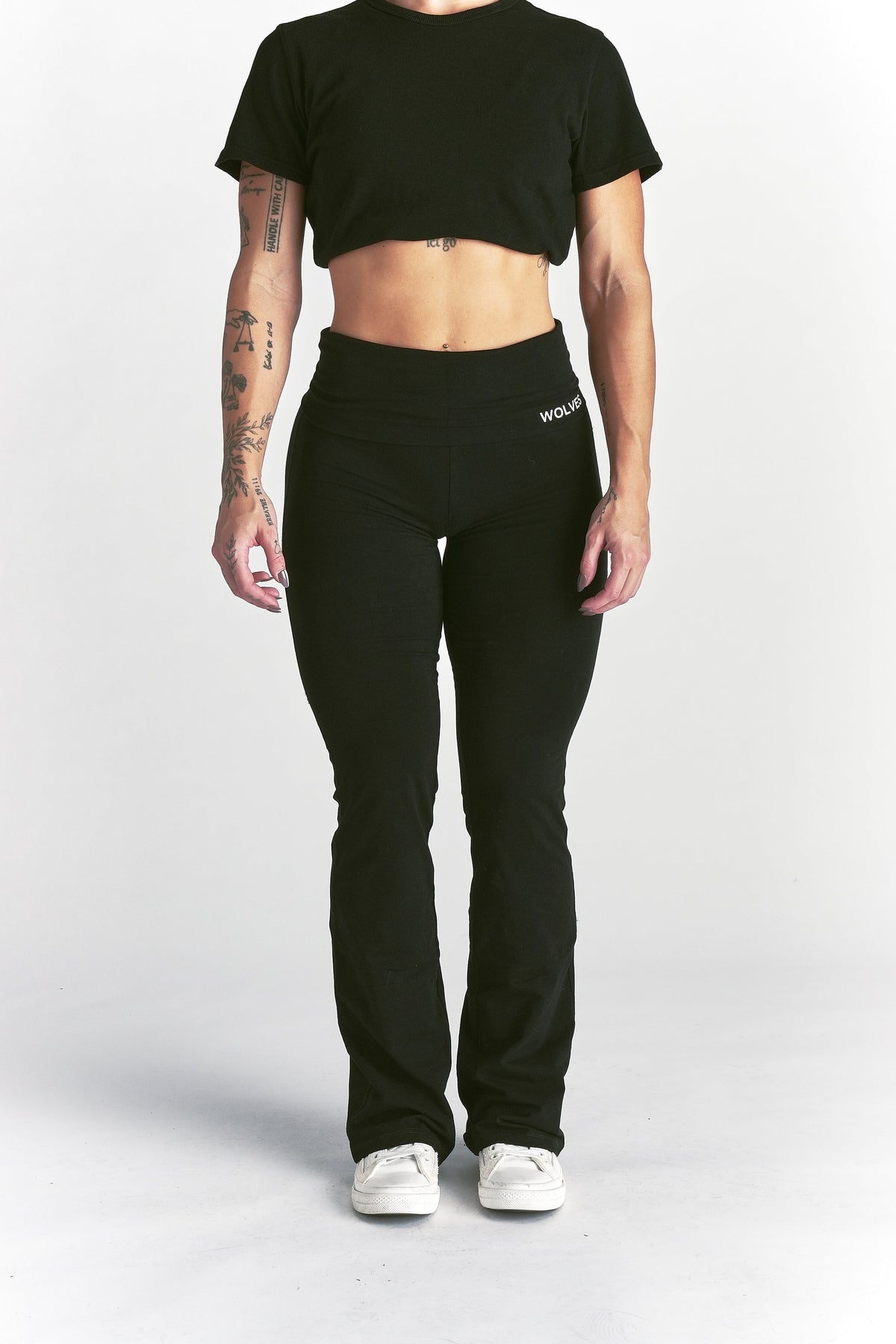 Forever Mark "Romy" Foldover Pants in Black — imagem 9