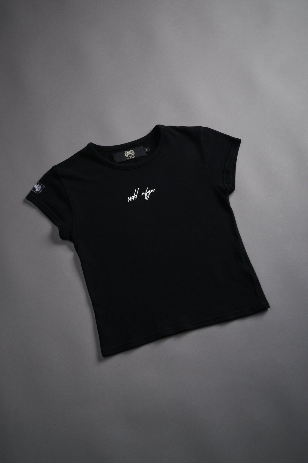 SSDD NFGU "Baby" Tee in Black — imagem 5