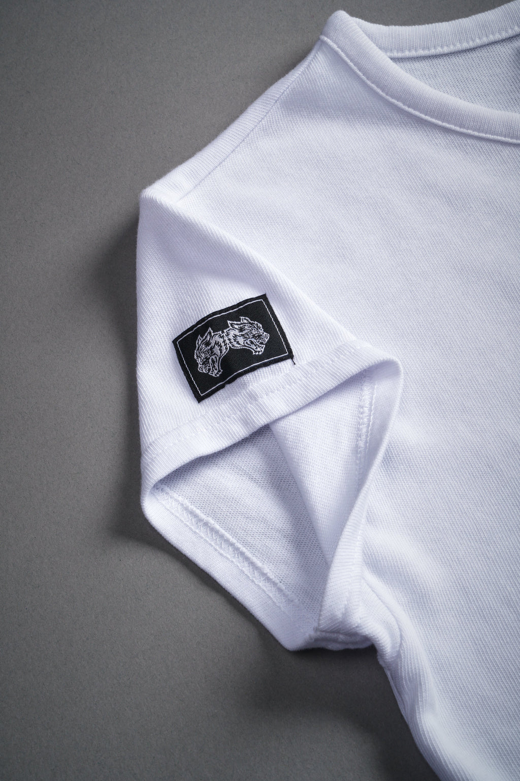 SSDD NFGU "Baby" Tee in White — imagem 7