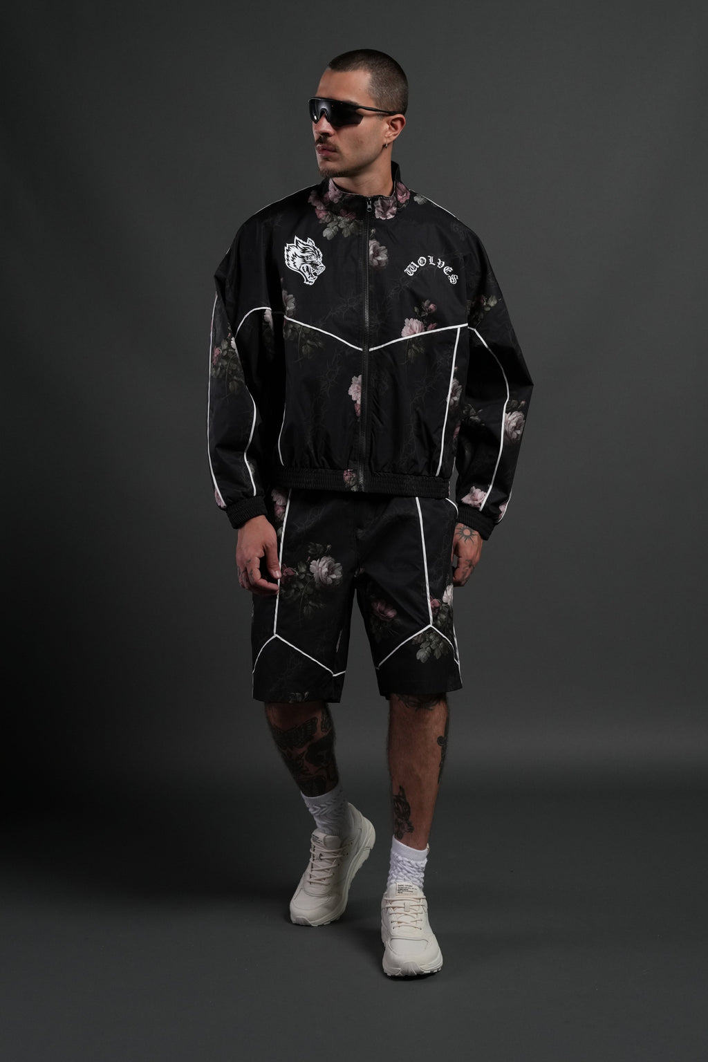 Wolf Chopper Quinn Track Jacket in Black Rose Thorn - imagem 5