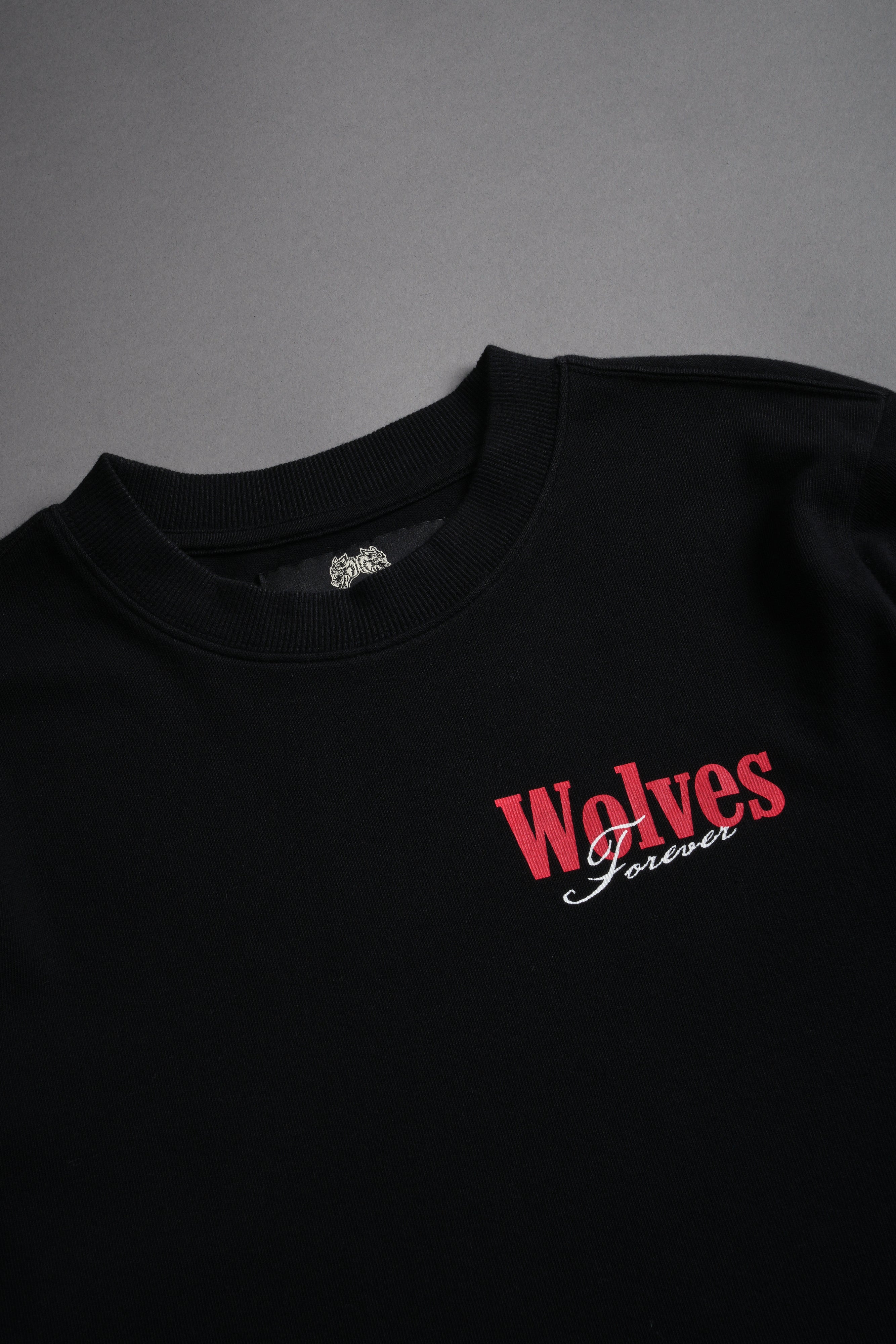 She Wlvs "Premium" (Cropped) Tee in Black — imagem 7