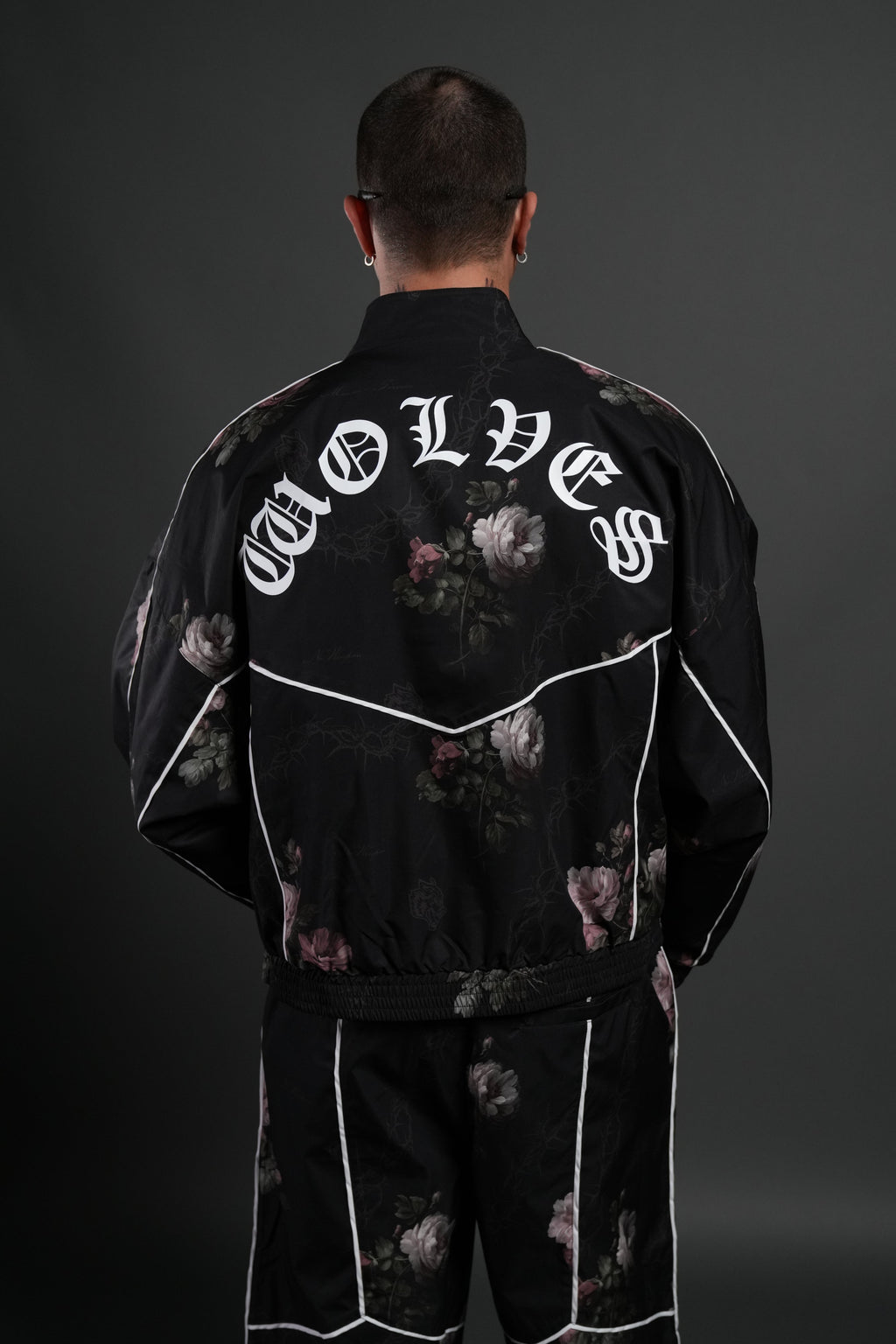 Wolf Chopper Quinn Track Jacket in Black Rose Thorn - imagem 2