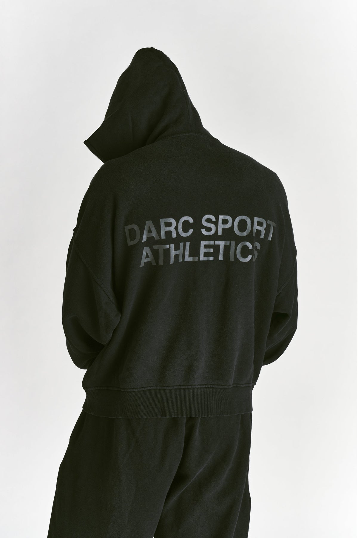Darc Sport Athletics "Darco" Double Zip Hoodie in Black Sun Fade/Black — imagem 2