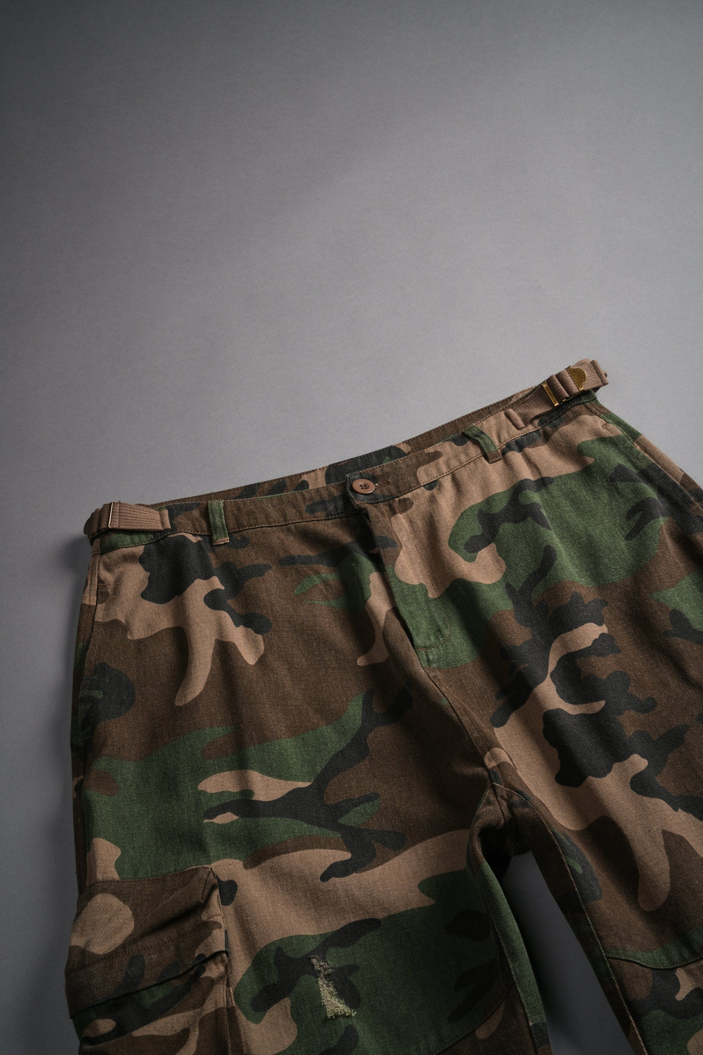 Wolf Chopper Duke Cargo Shorts in Woodland Camo - imagem 7