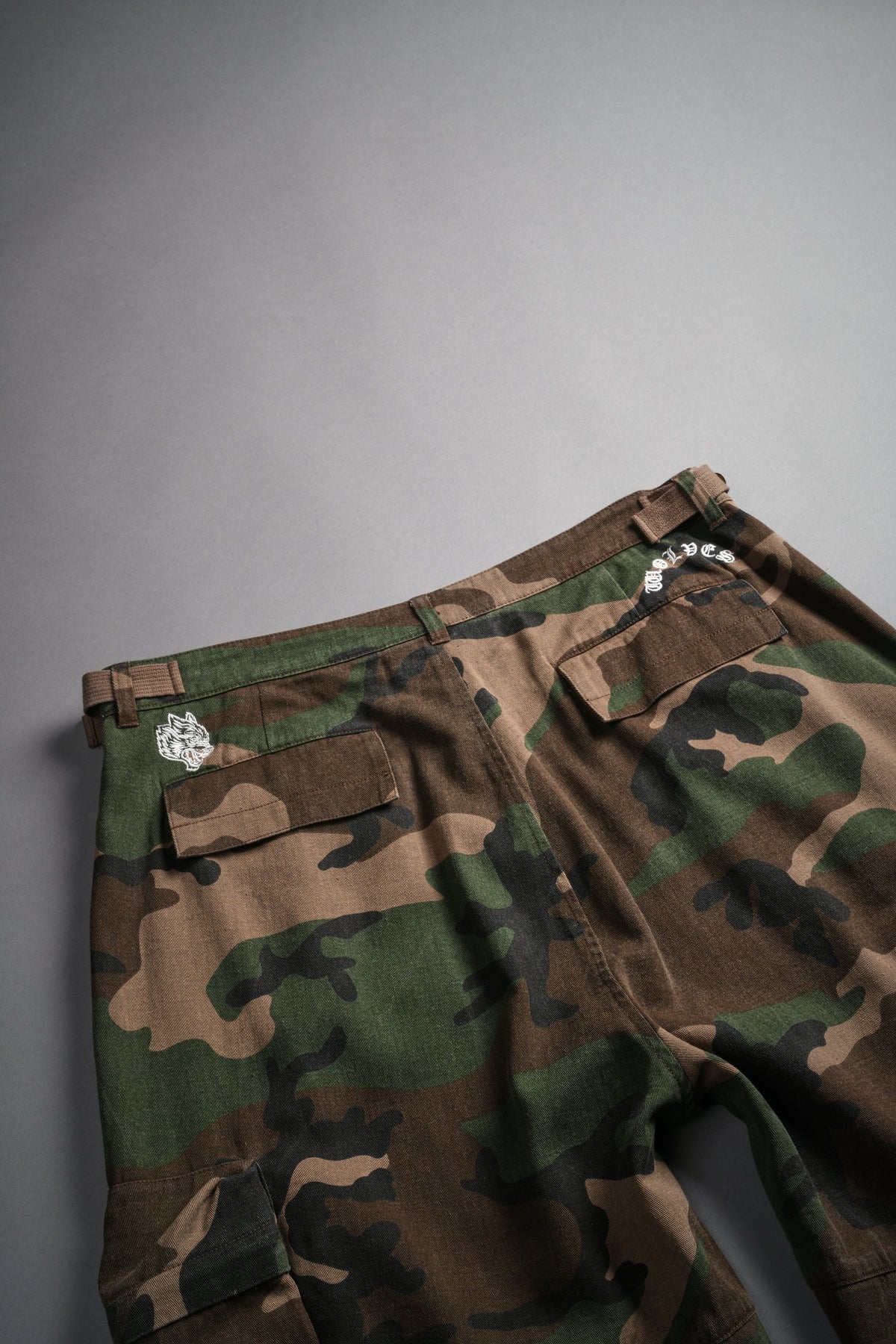 Wolf Chopper Duke Cargo Shorts in Woodland Camo - imagem 8
