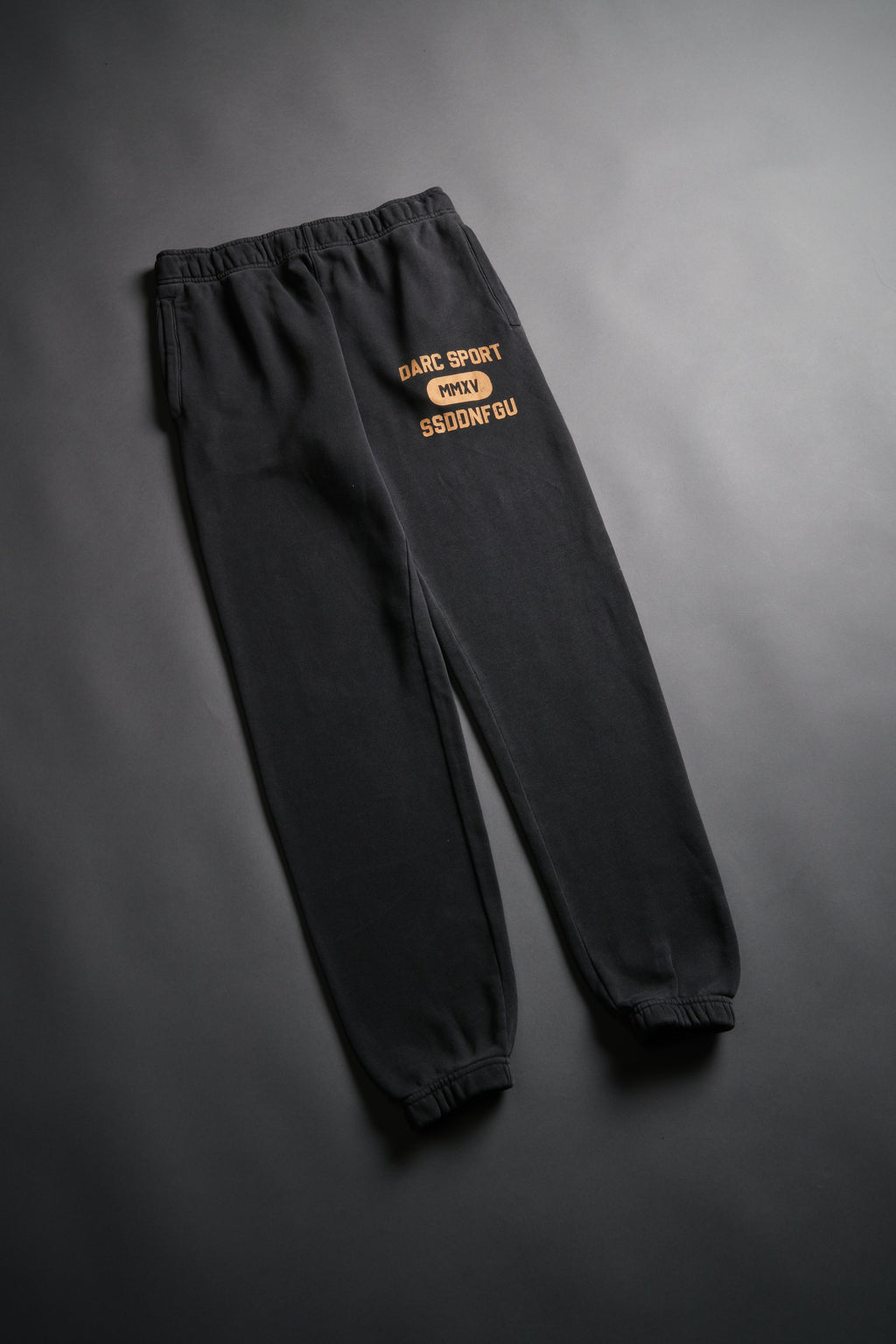 Wolves Forever She Post Lounge Sweats in Wolf Gray — imagem 7