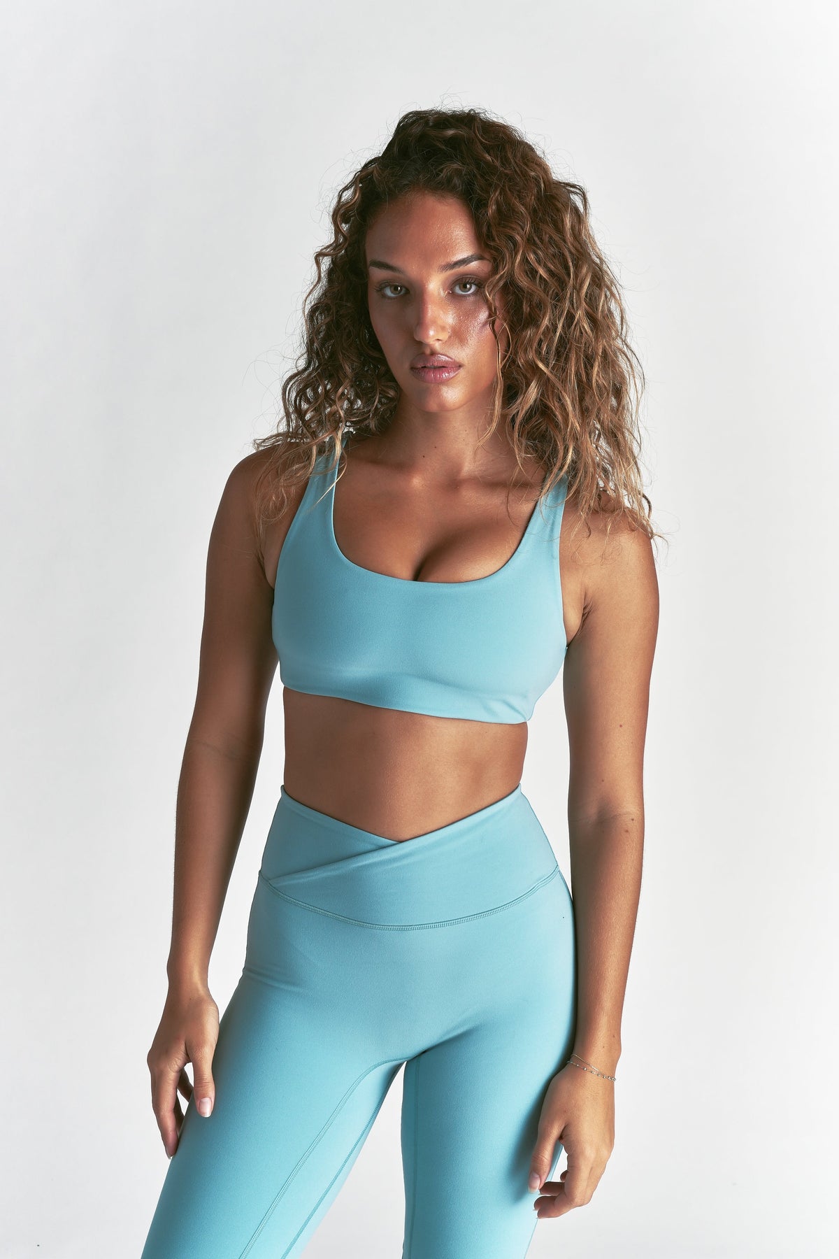 Wolf "Kate" Energy Bra in Dusty Turquoise — imagem principal