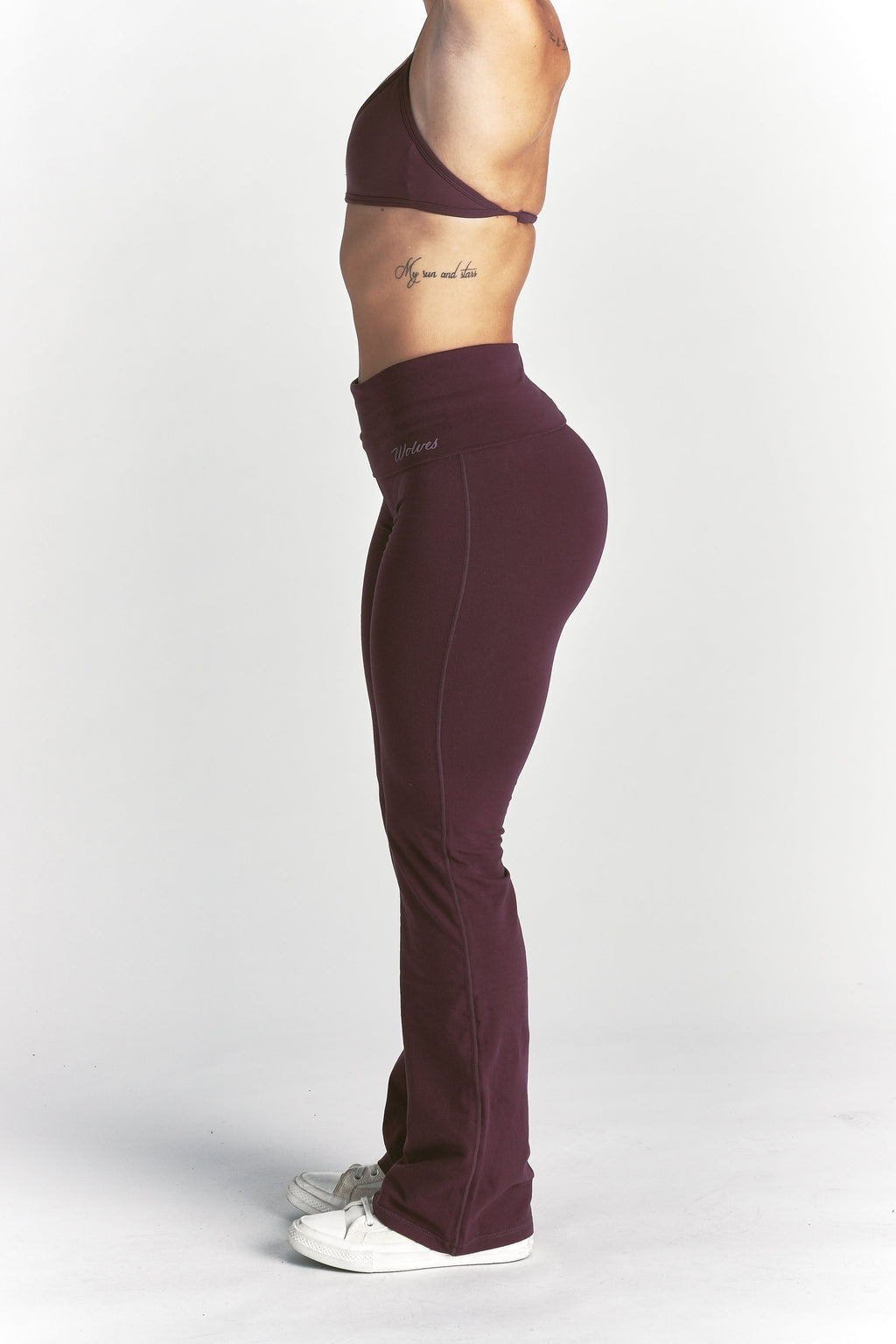 Cursive Wolves "Romy" Foldover Pants in Fig — imagem 7