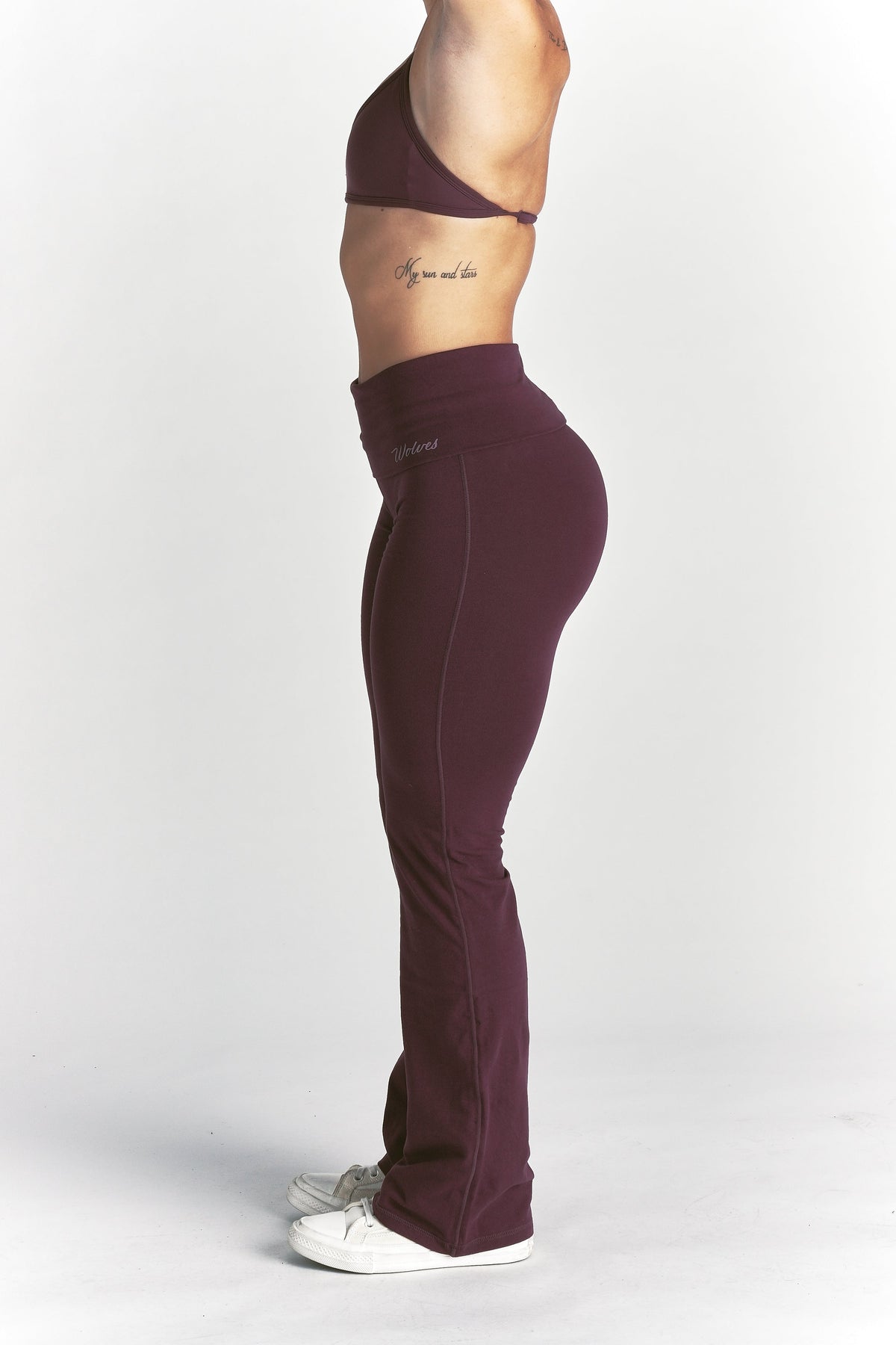 Cursive Wolves "Romy" Foldover Pants in Fig — imagem 7