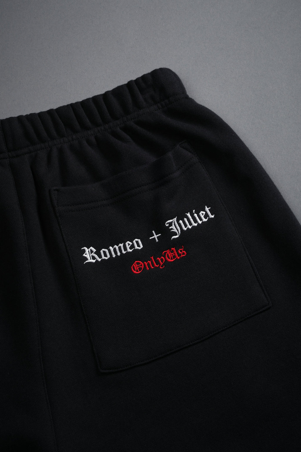 Doomed Love Post Lounge Sweat Shorts in Black — imagem 10