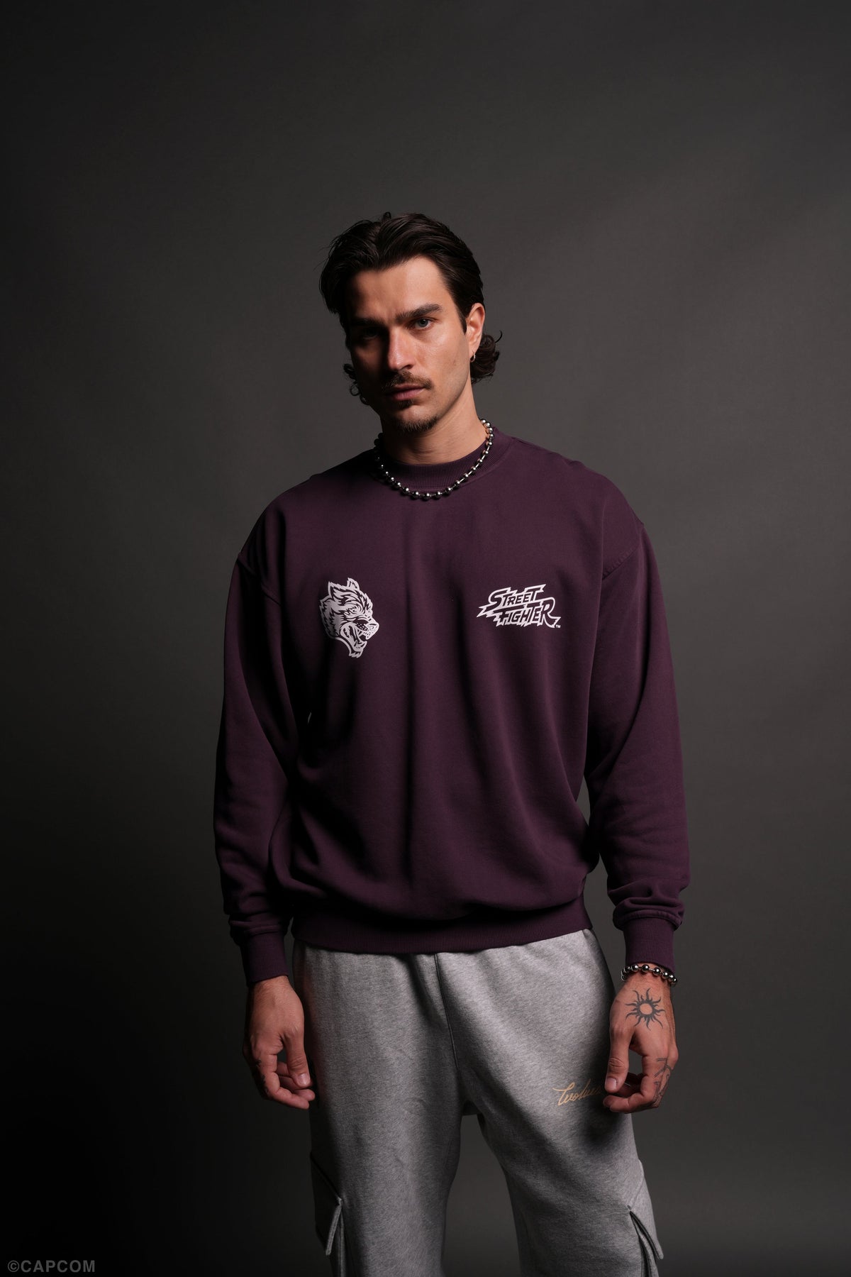 Final Boss Unisex London Crewneck in Storm Purple - imagem 9