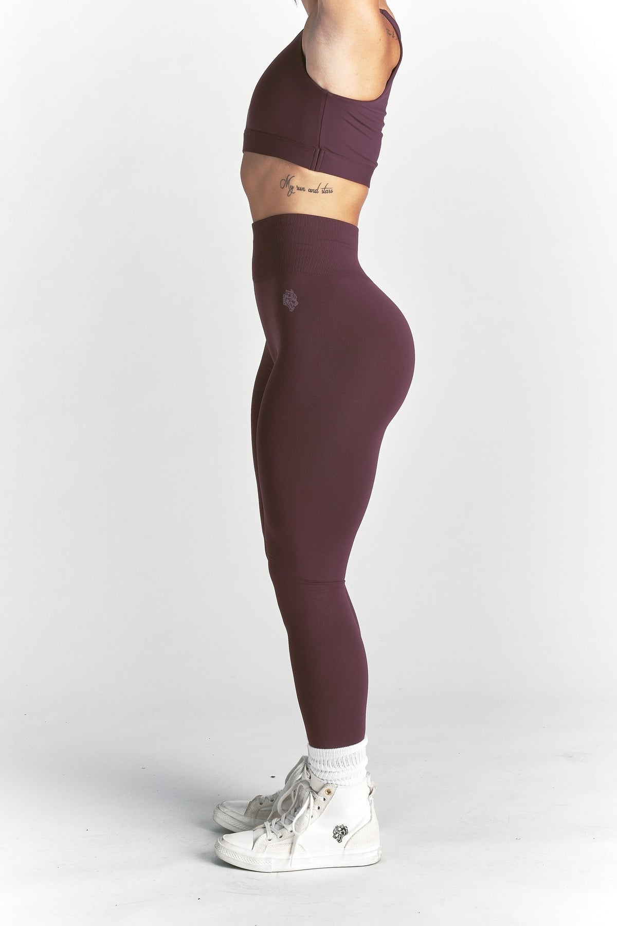 Wolf "Skylar" Soft Seamless Leggings in Fig — imagem 6