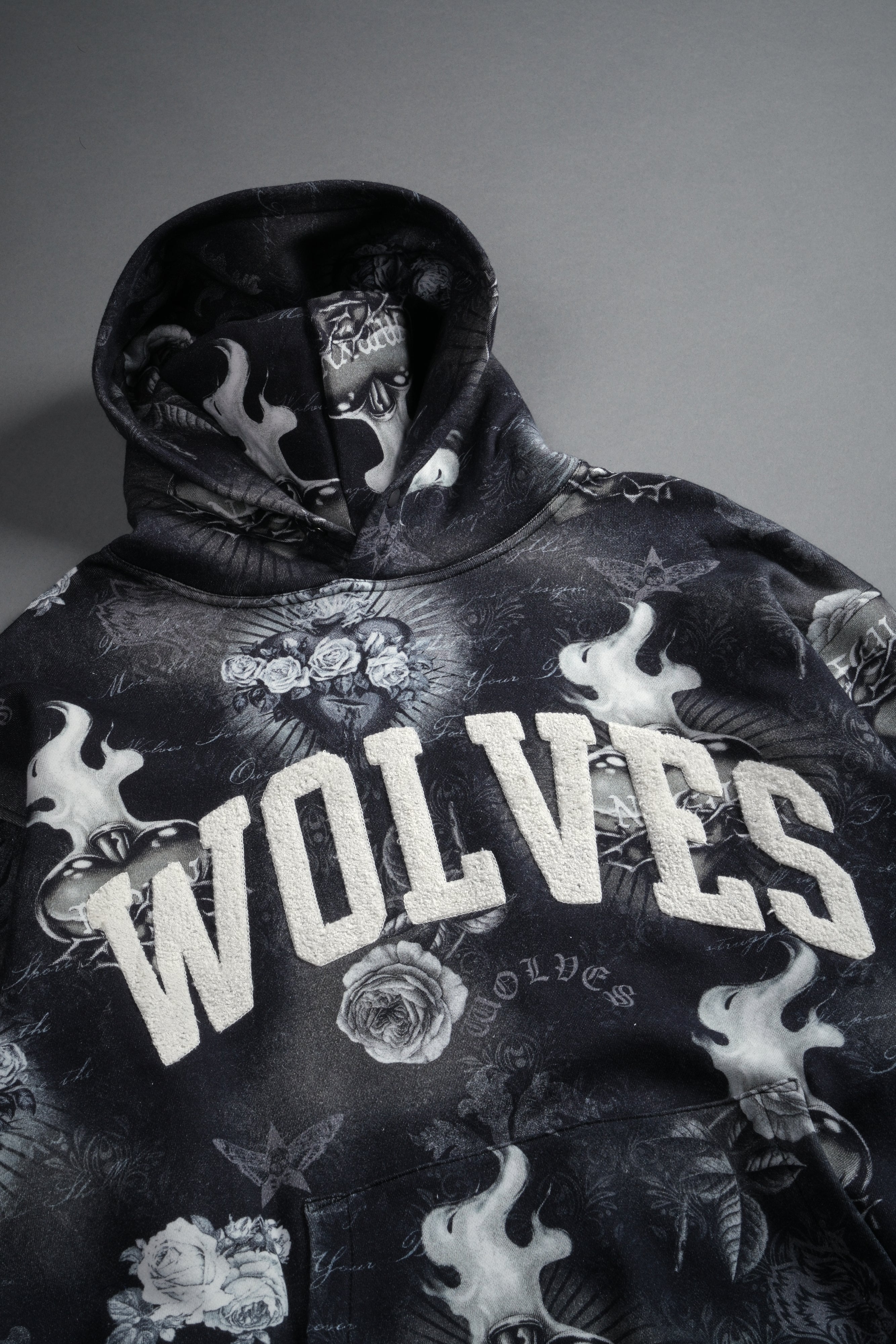 Always Loyal "Pierce" Hoodie in Corazon de Oscuridad Tonal — imagem 6