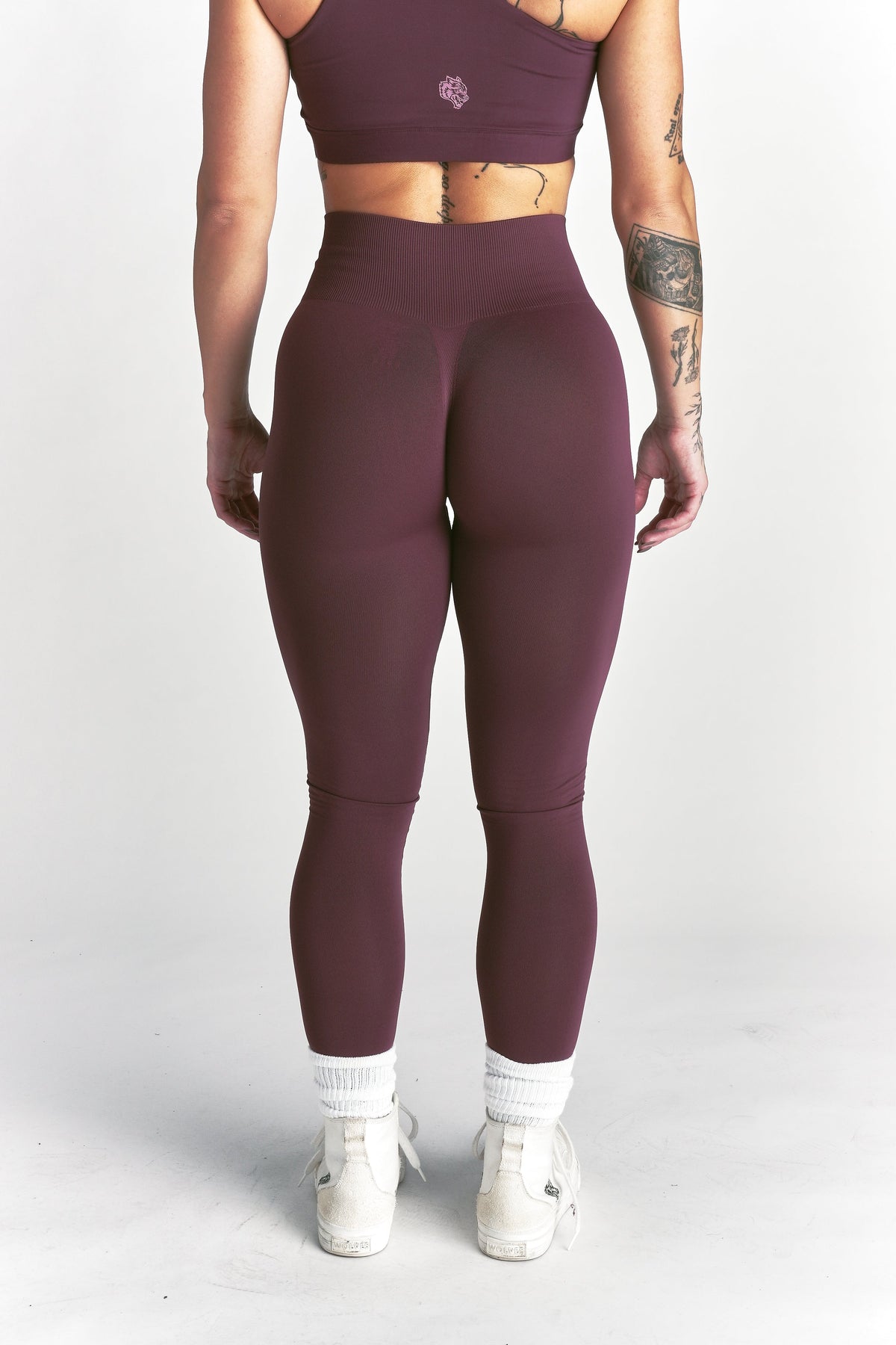 Wolf "Skylar" Soft Seamless Leggings in Fig — imagem 2