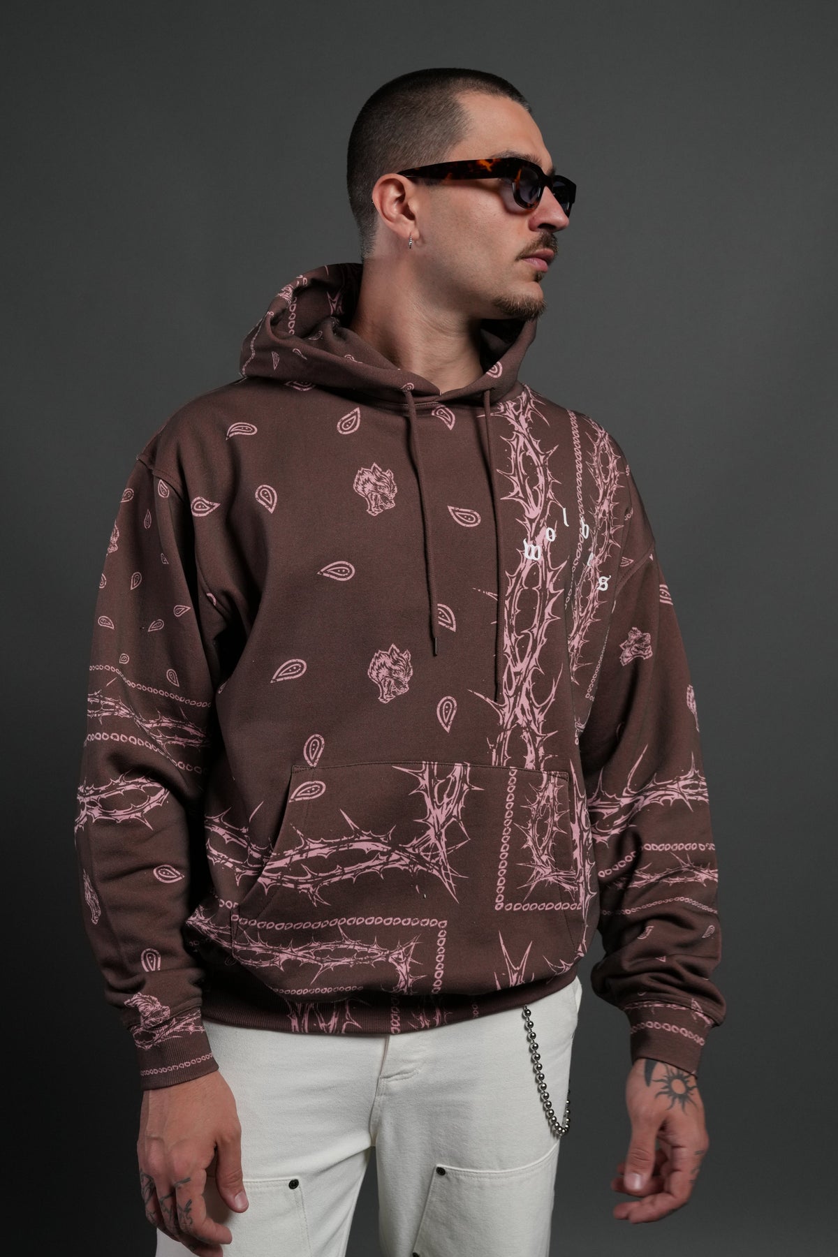 Wolves Pyramid "Bishop" Hoodie in Desert Dust Thorn Paisley - imagem 2