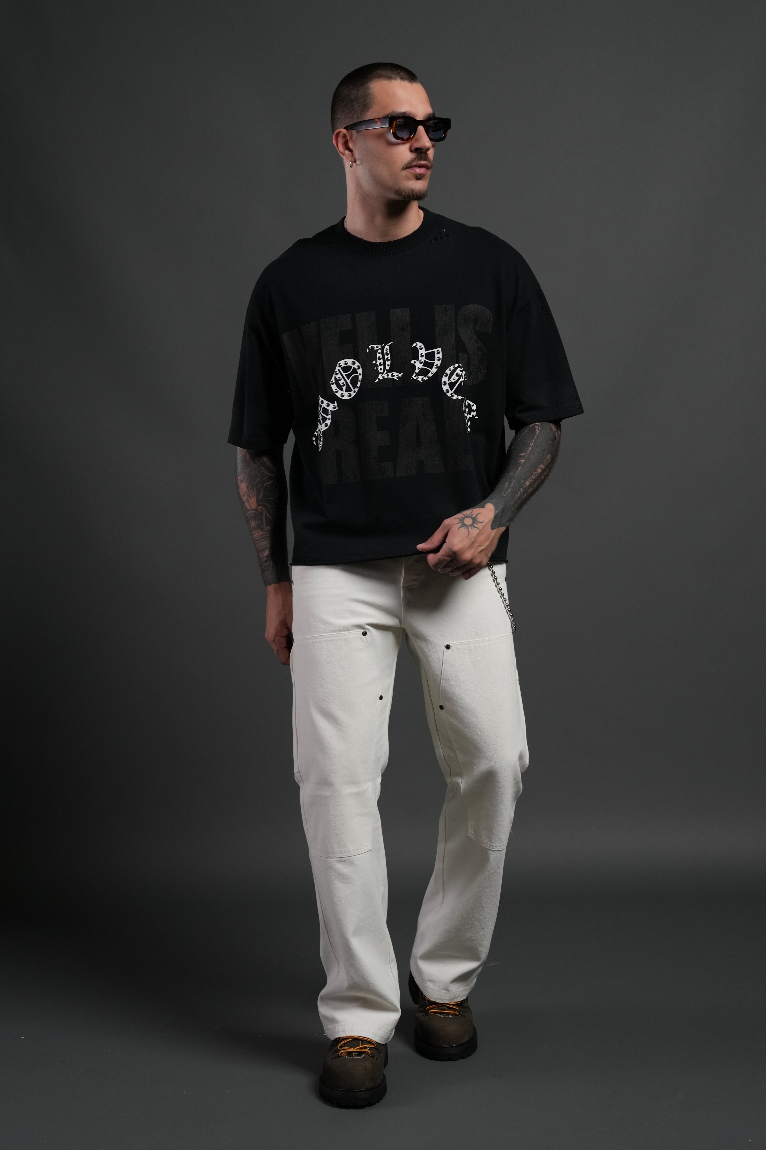 Hell is Real Distressed Grunge "Box Cut" Tee V2 in Black Drift Wash — imagem 5