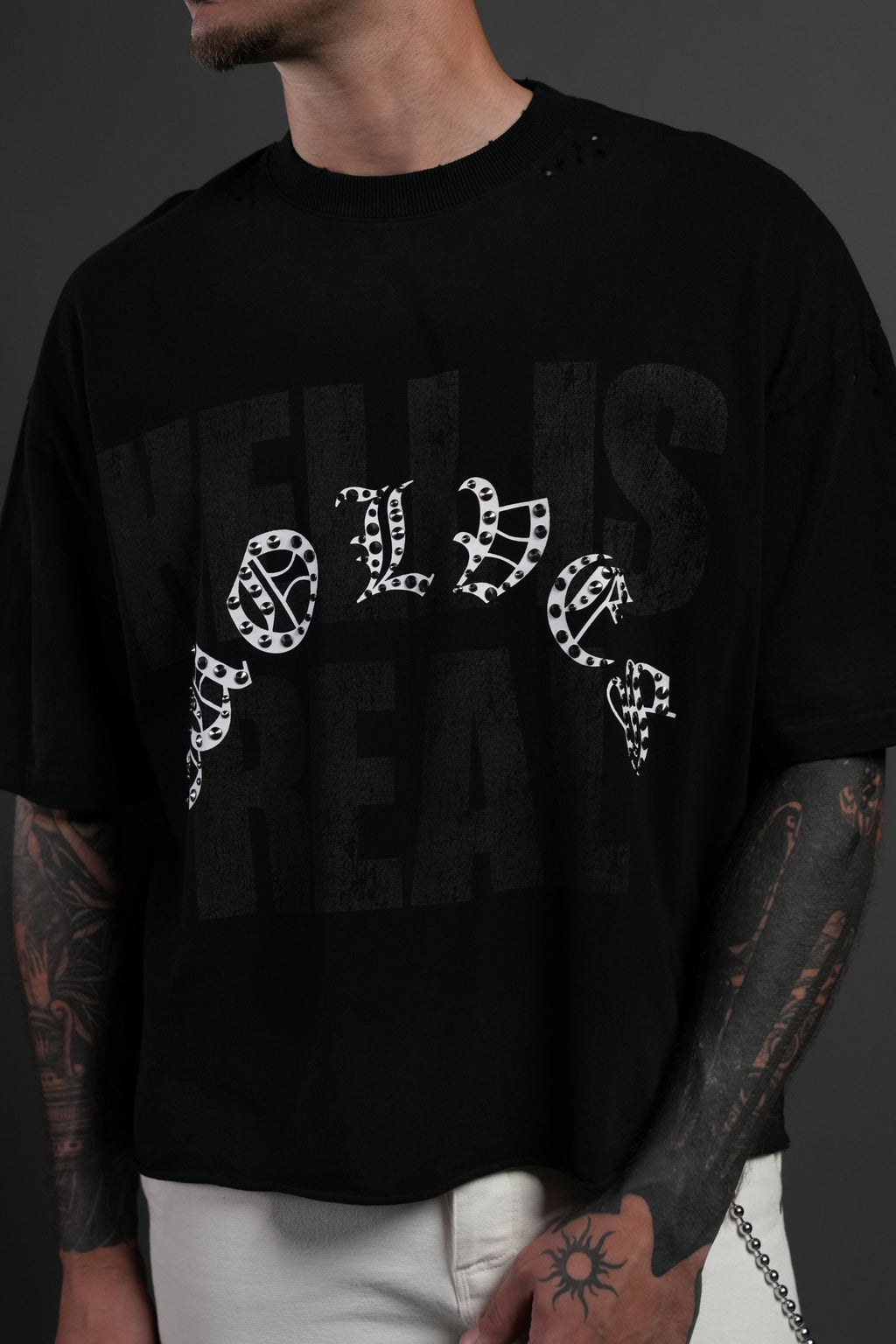 Hell is Real Distressed Grunge "Box Cut" Tee V2 in Black Drift Wash — imagem 7